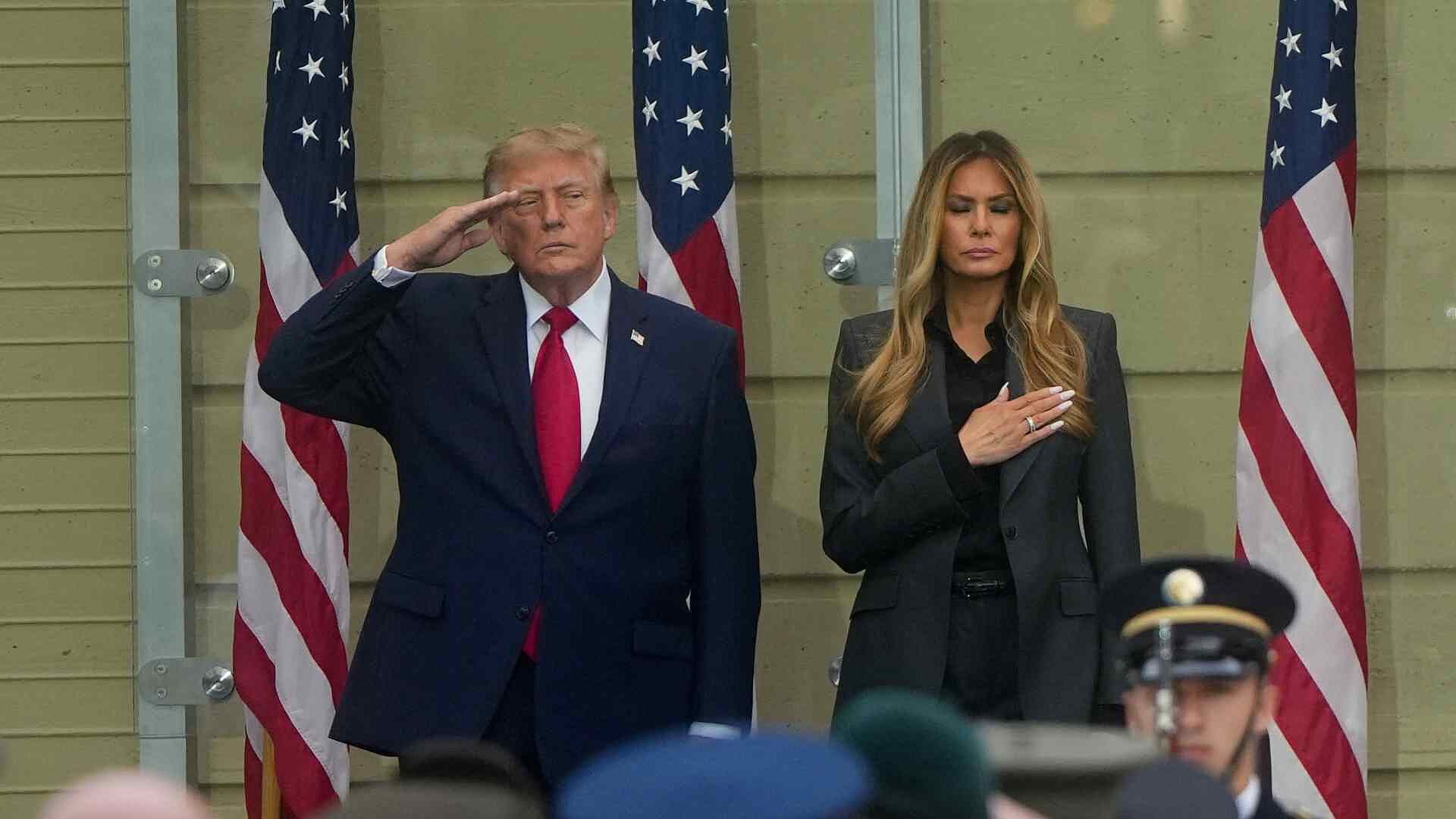 Trump Encabeza Ceremonia a 25 Años del 11S; Guardan Minuto de Silencio por Víctimas