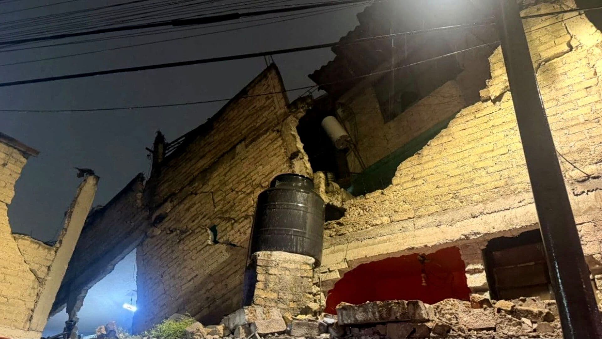 Así Quedó Casa Tras Explosión de Tanque de Gas en Álvaro Obregón, en CDMX