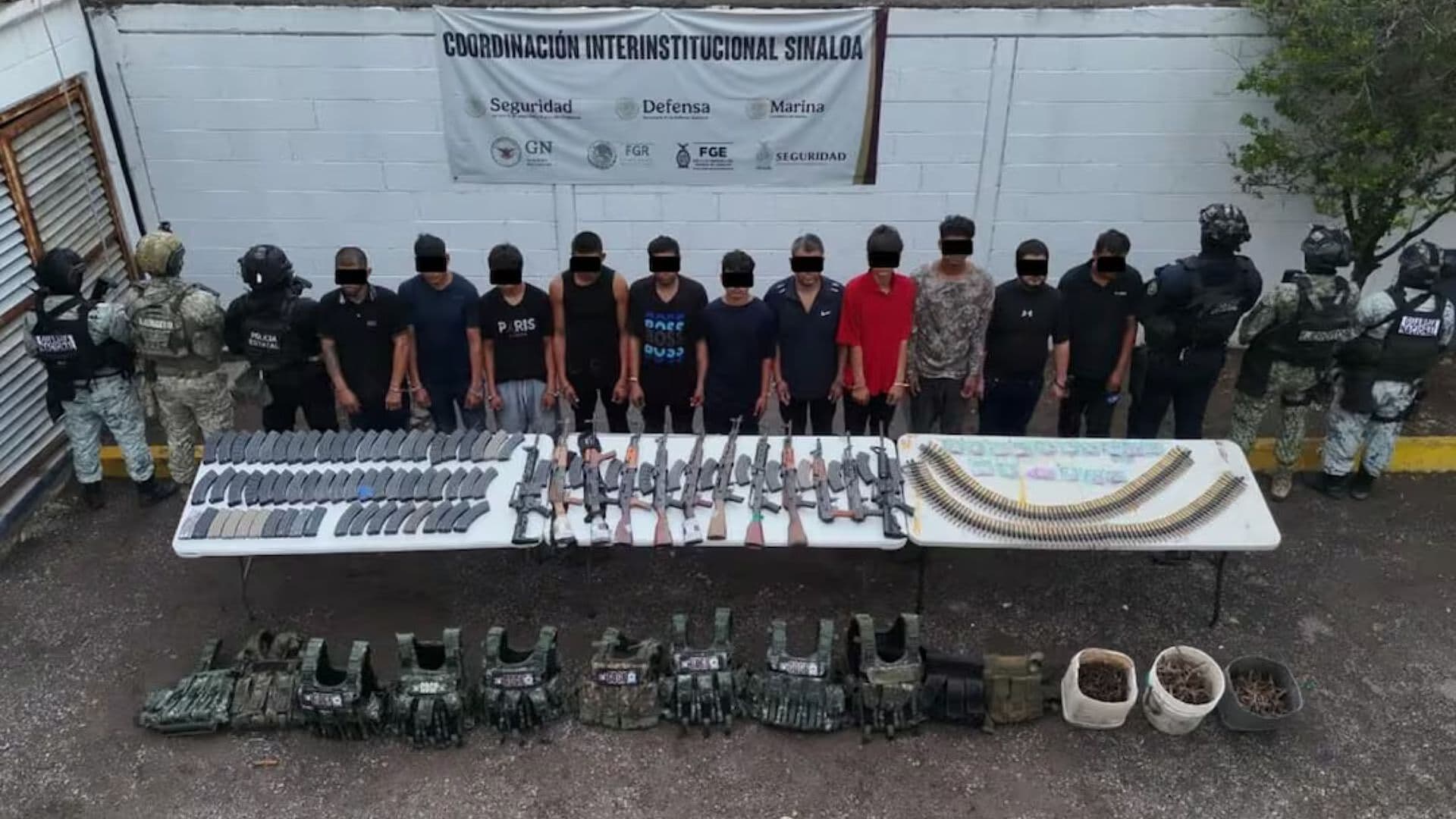 Detienen a 11 Presuntos Integrantes de “Los Chapitos” en Escuinapa, Sinaloa