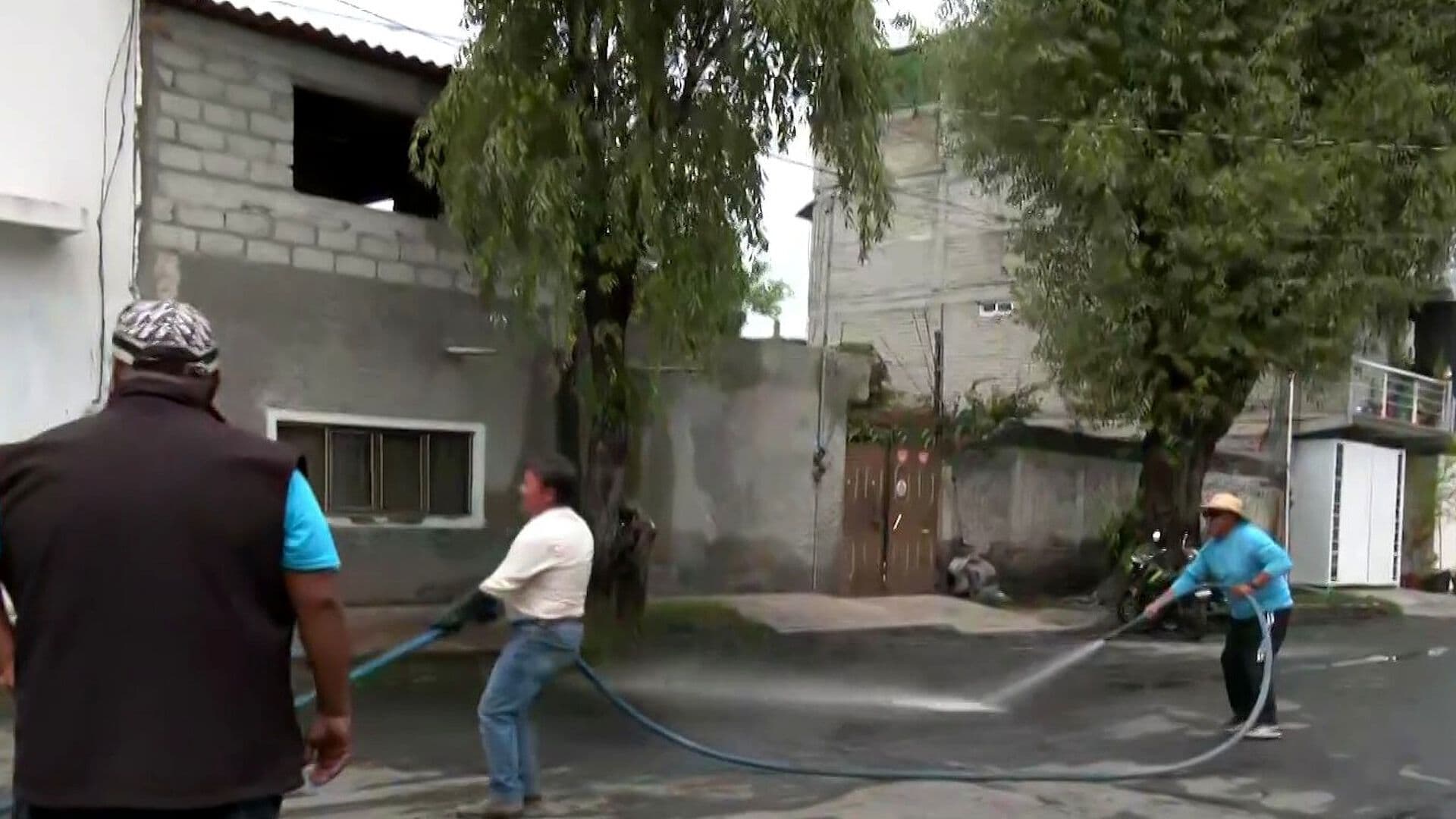 Realizan Labores de Limpieza tras Inundaciones en San José y La Habana en Alcaldía Tláhuac