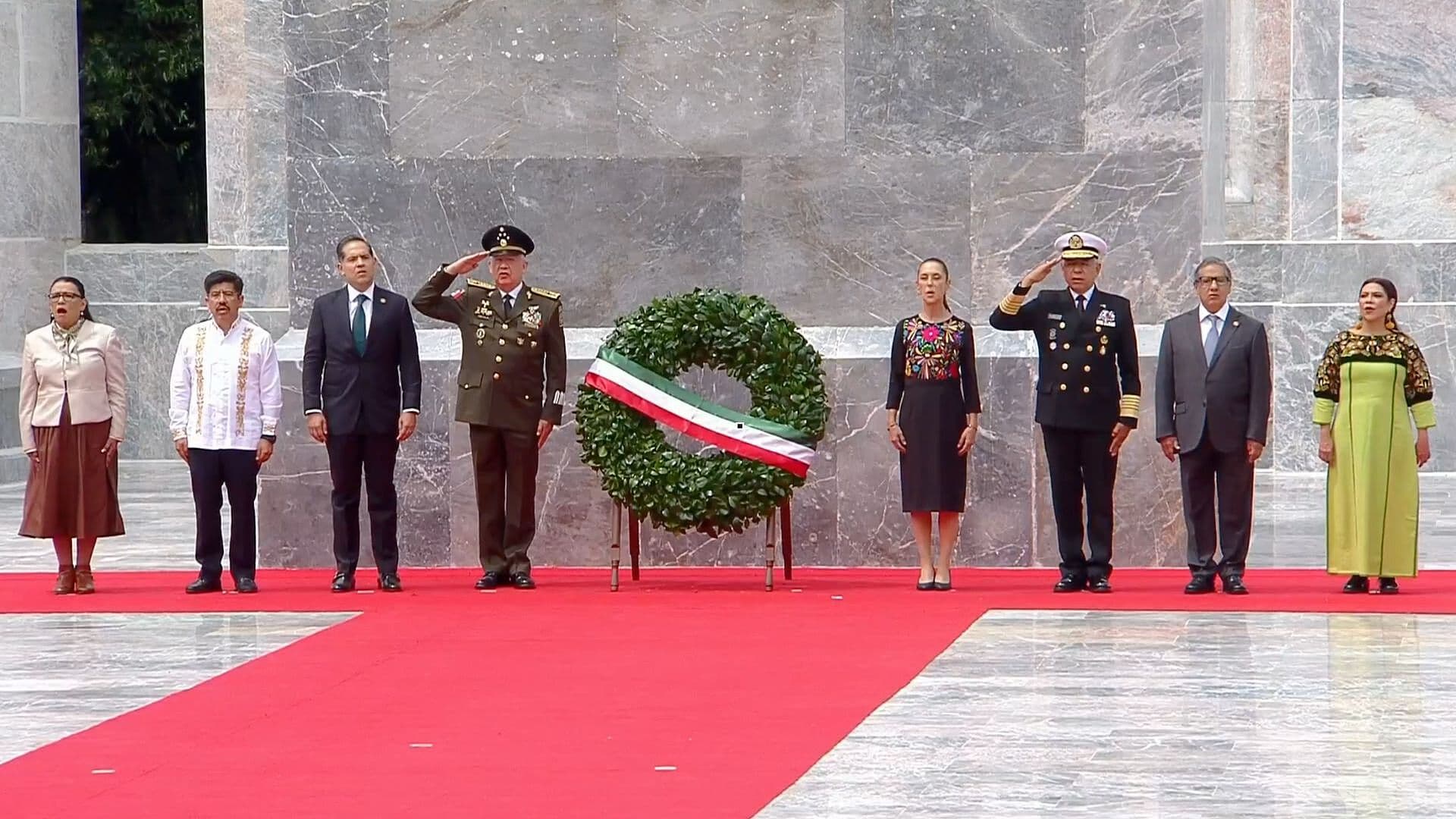 Sheinbaum Encabeza Guardia de Honor en Memoria de los Niños Héroes