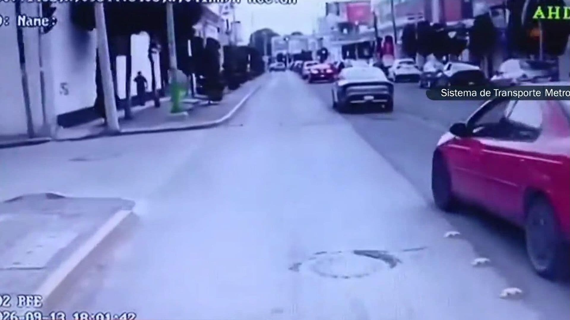 Choque entre Transporte Público y Auto Deja 6 Heridos en Pachuca
