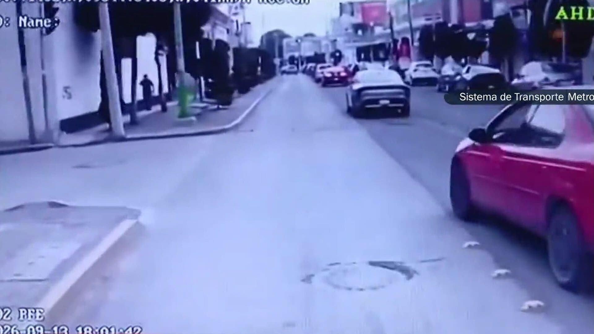 Choque entre Transporte Público y Auto Deja 6 Heridos en Pachuca
