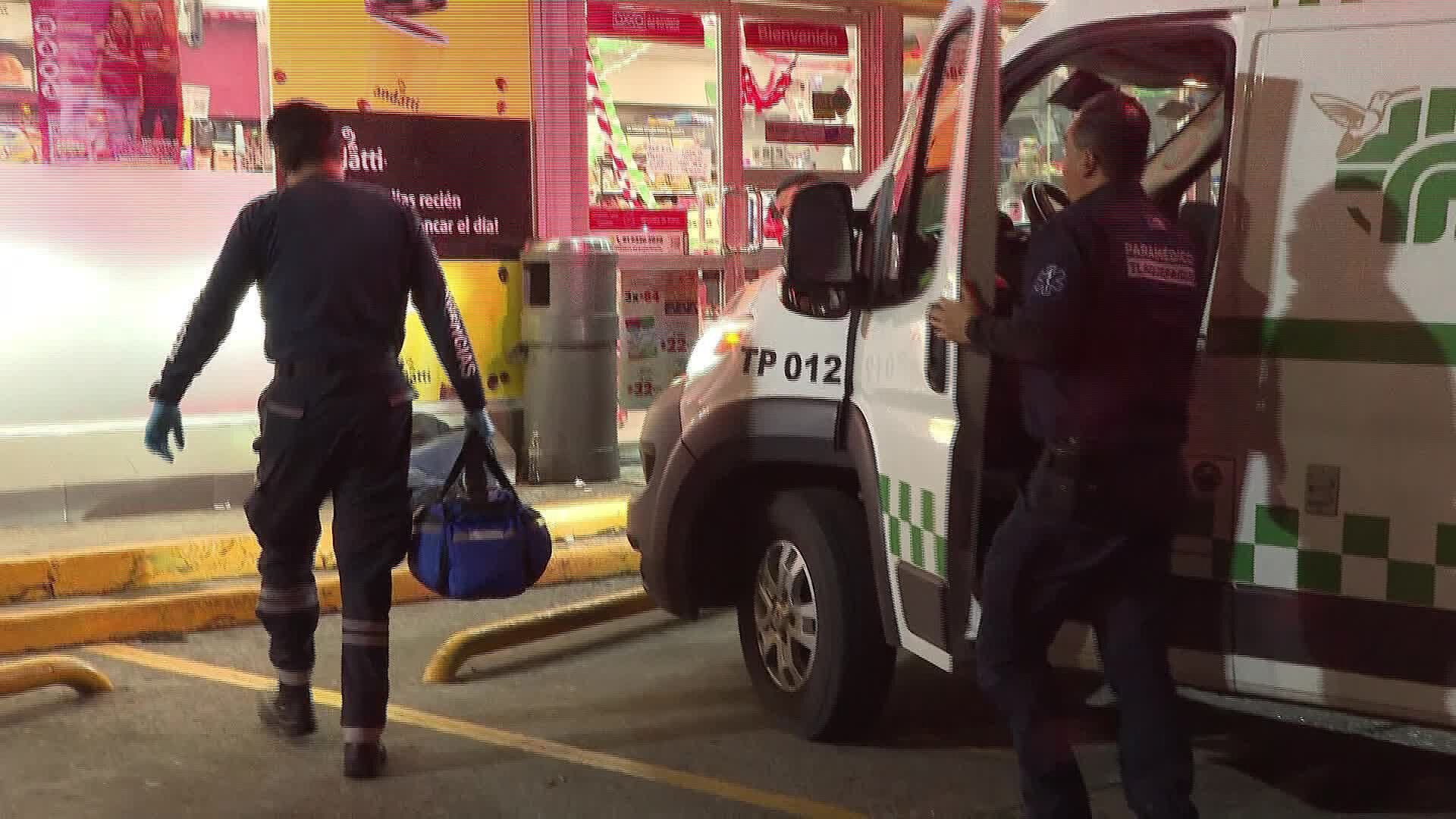 Hombre es Atacado a Machetazos para Robarle su Celular en Tlaquepaque
