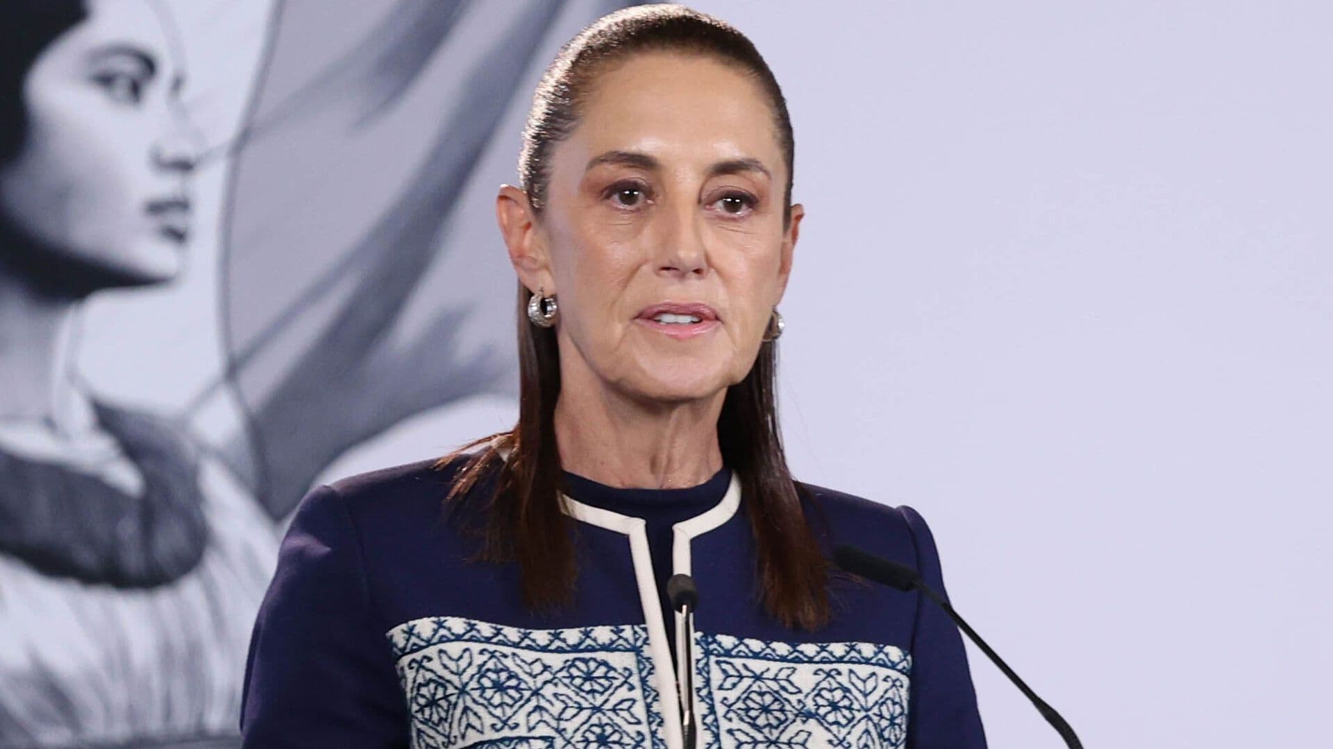 Sheinbaum Pide Regular la IA y las Redes Sociales Durante las Elecciones