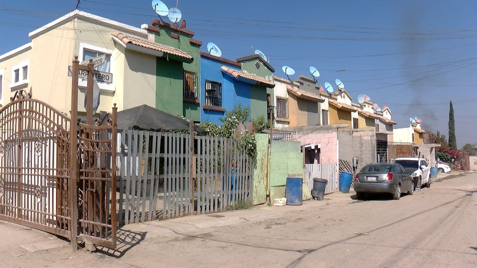 Vecinos de Villa del Campo Denuncian Dos Semanas sin Servicio de Agua en Tijuana