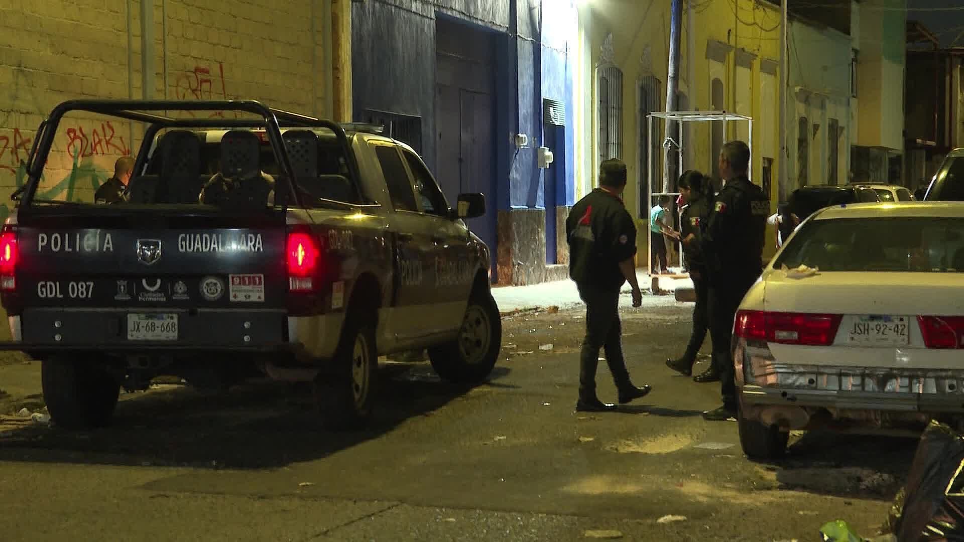 Abandonan a Niño de 4 Años Dentro de un Auto en San Juan de Dios, en Guadalajara