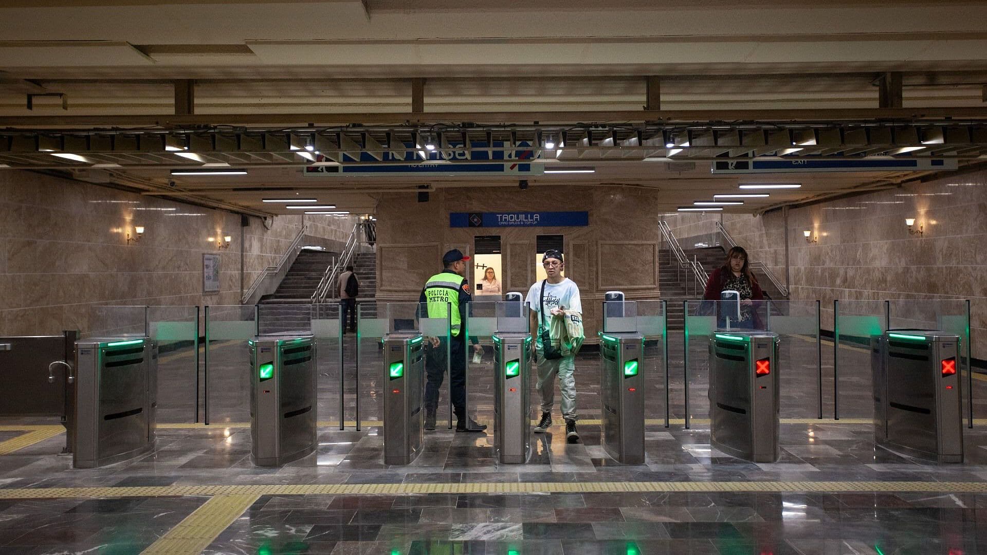 Metro CDMX Cerrará Más Tarde por el Grito de Independencia; Líneas con Horario Especial