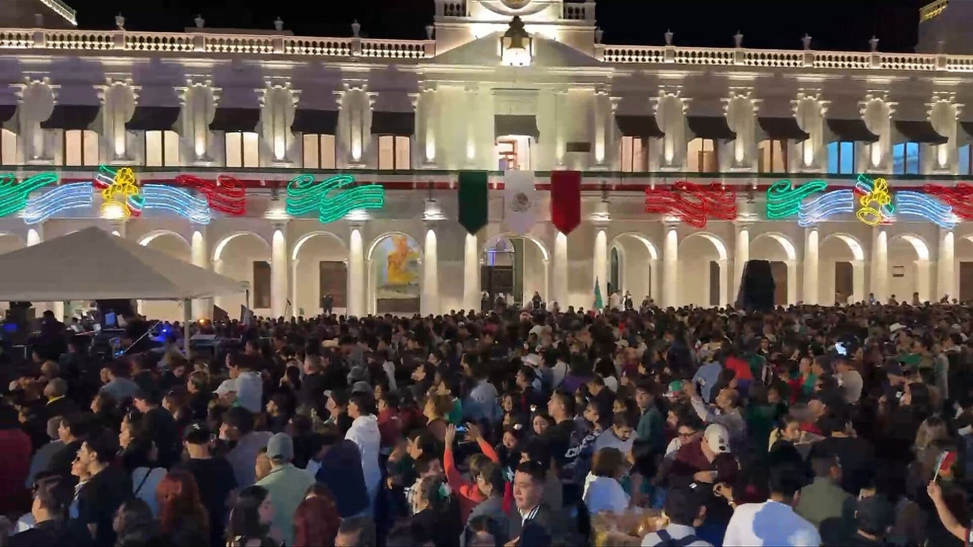 Con Marimbas y Mariachi: Veracruzanos se Reúnen para Celebrar Fiestas Patrias 2026