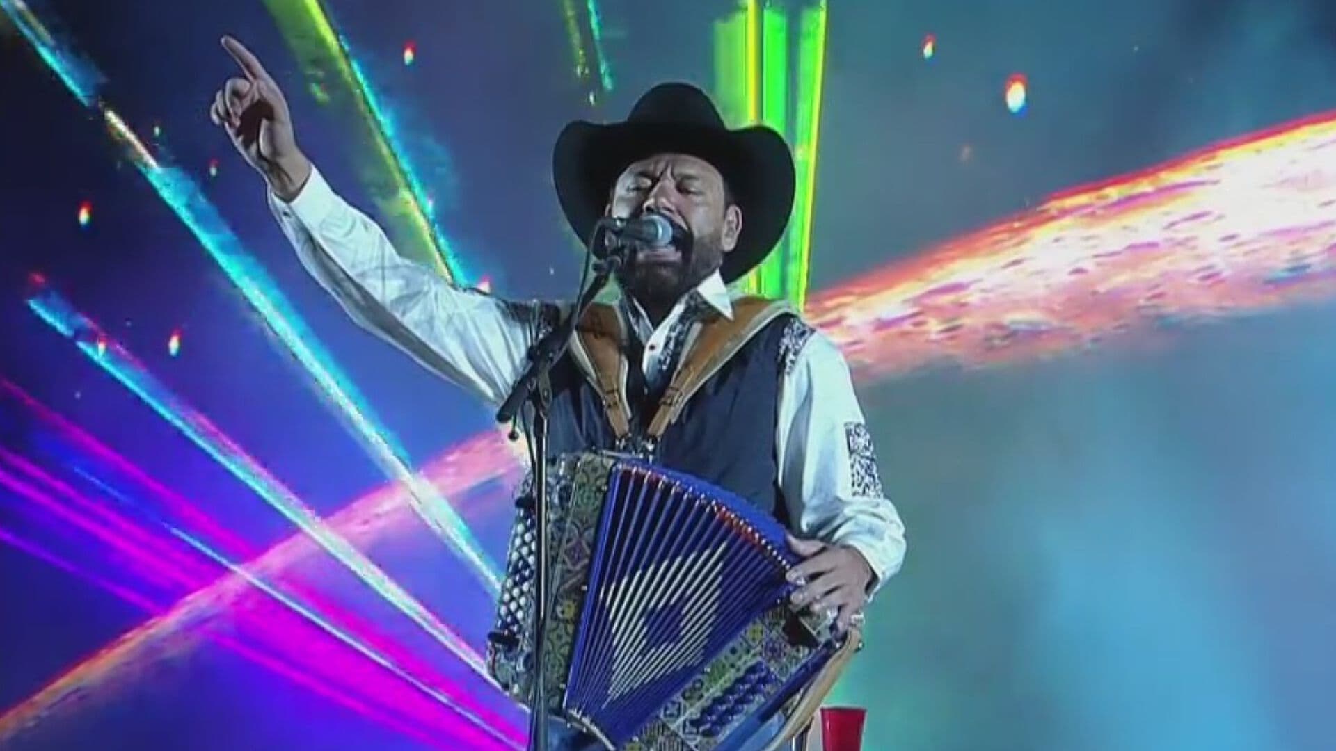 Así se Presentó Intocable en Zócalo de CDMX Previo a Grito 2026