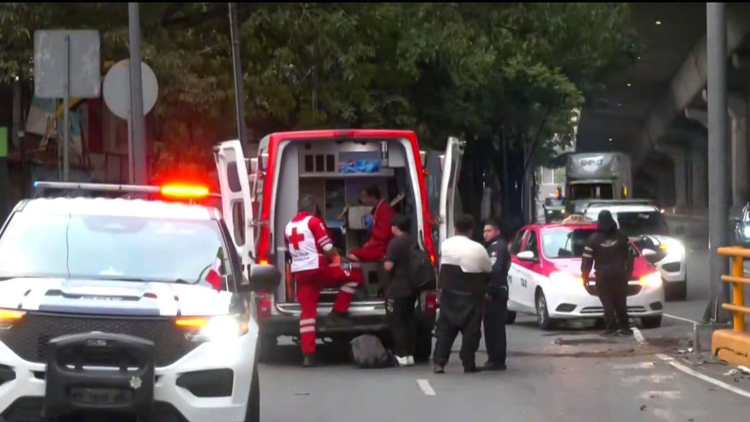 Choque en Periférico, CDMX, Deja Tres Lesionados