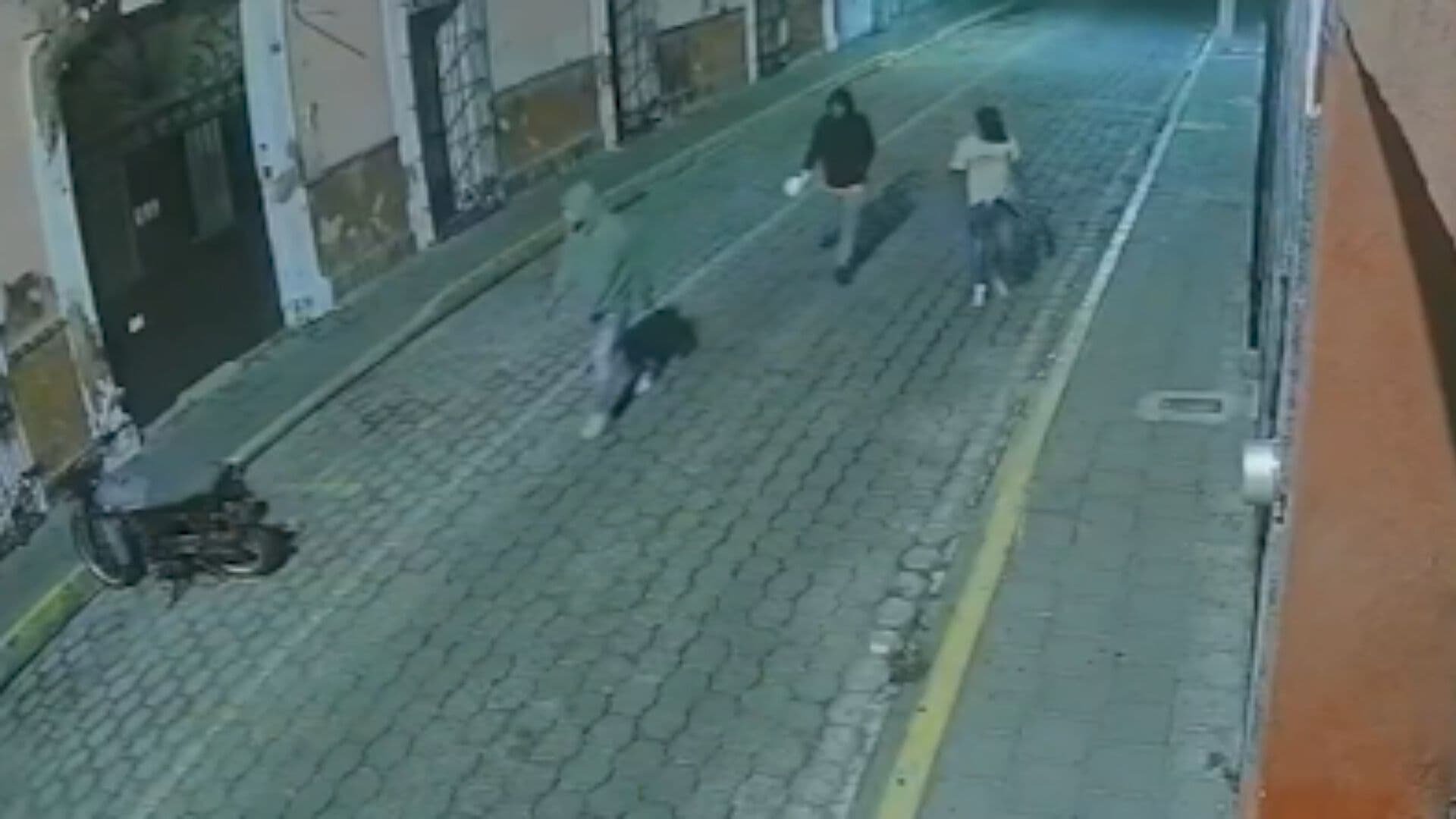 Video Robo Motocicleta en Atlixco y Colonia Belisario Domínguez Puebla