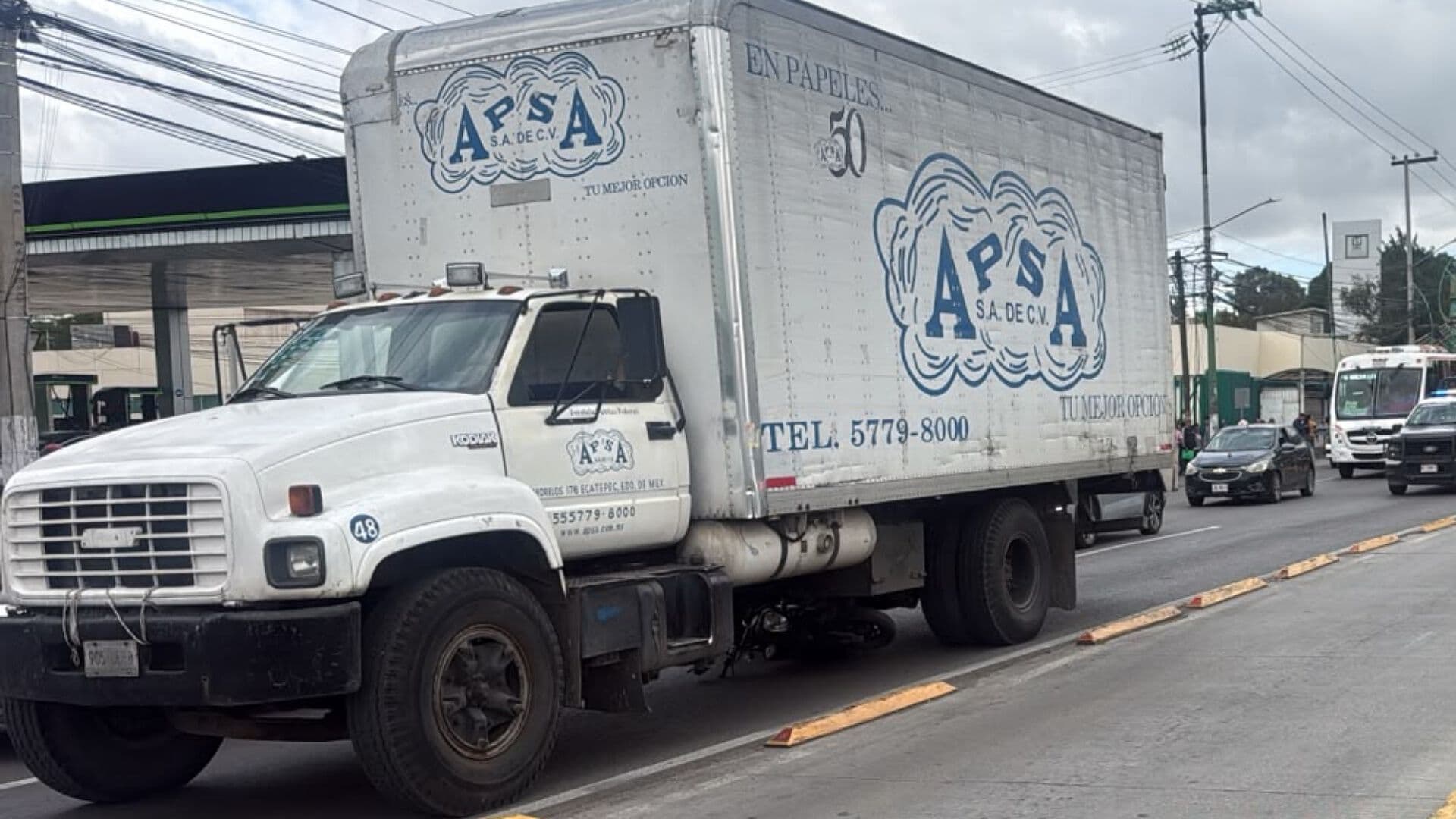 Motociclista Muere Atropellada por Camión en Ecatepec, Edomex