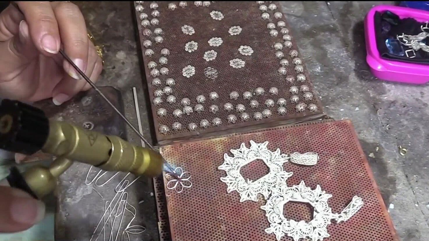Así es el Arte de la Filigrana en Yucatán: Piezas que Pueden Tardar Días en Elaborarse