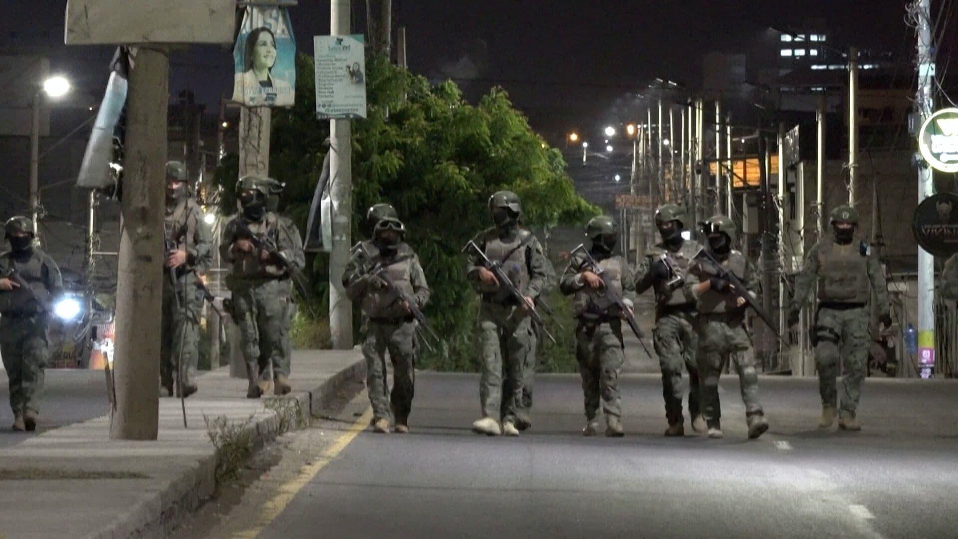 Con Toque de Queda Buscan Frenar la Delincuencia en Ecuador