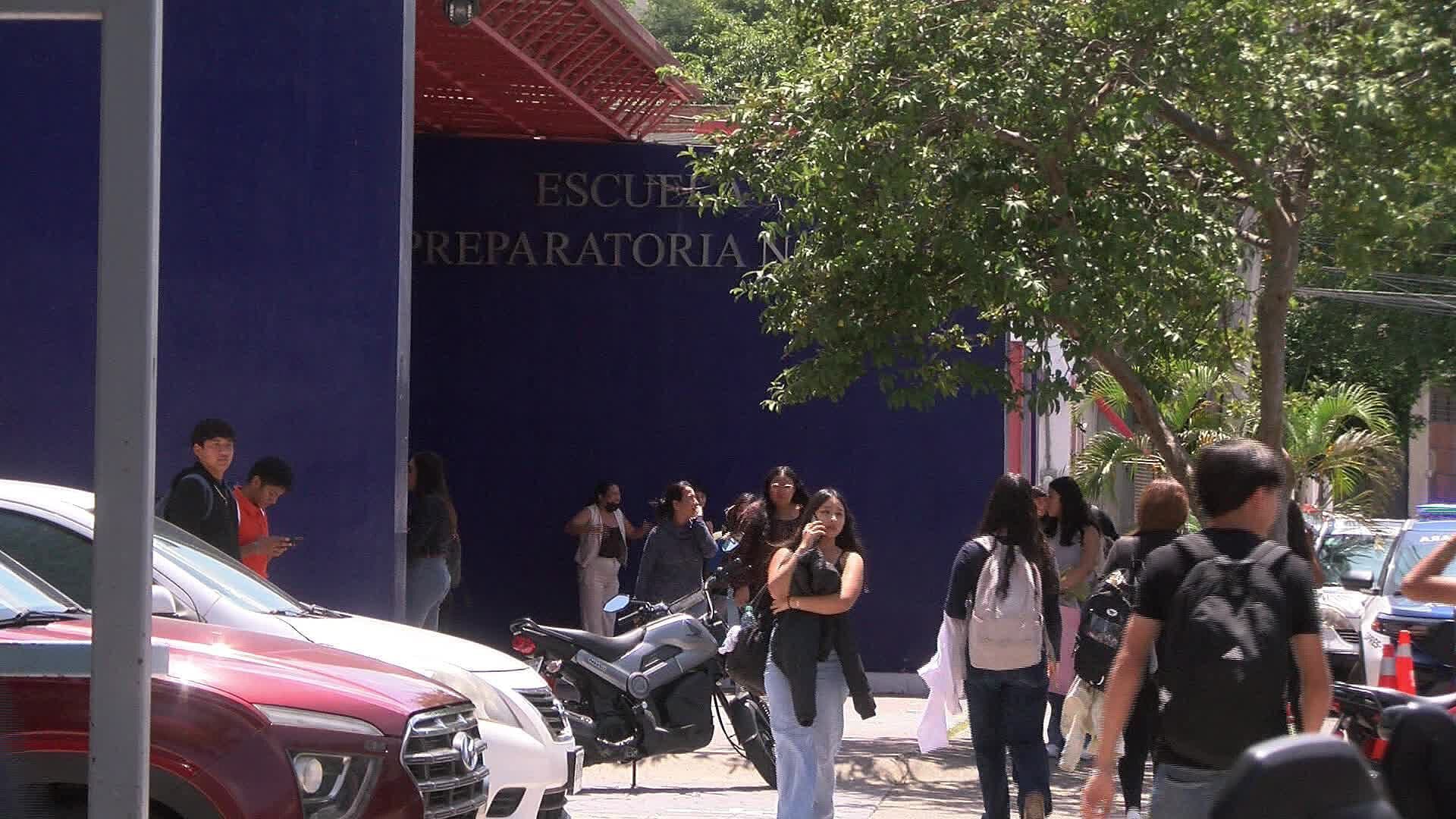 Señalan a Profesor de Preparatoria Número 18 en Oblatos por Acoso
