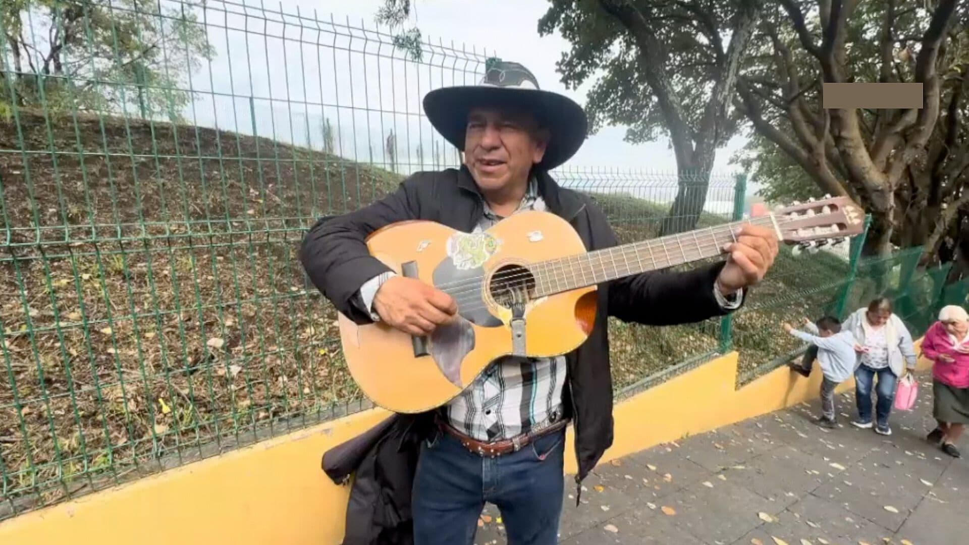 Día Virgen de los Remedios Cholula Puebla Celebración Músico Mañanitas Javier Morales