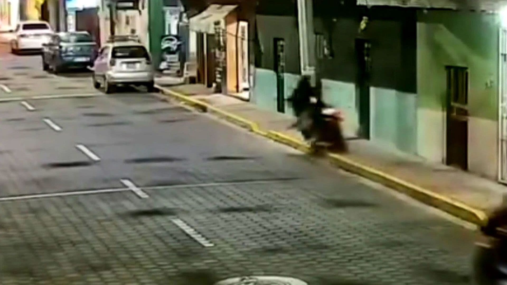 Dos Menores Derrapan en Motocicleta y Resultan Heridos en Altepexi, Puebla