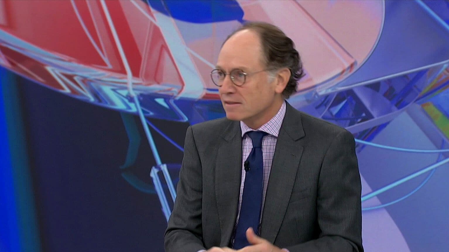 Javier Tello Analiza la Postura de Trump Frente a la Inteligencia Artificial
