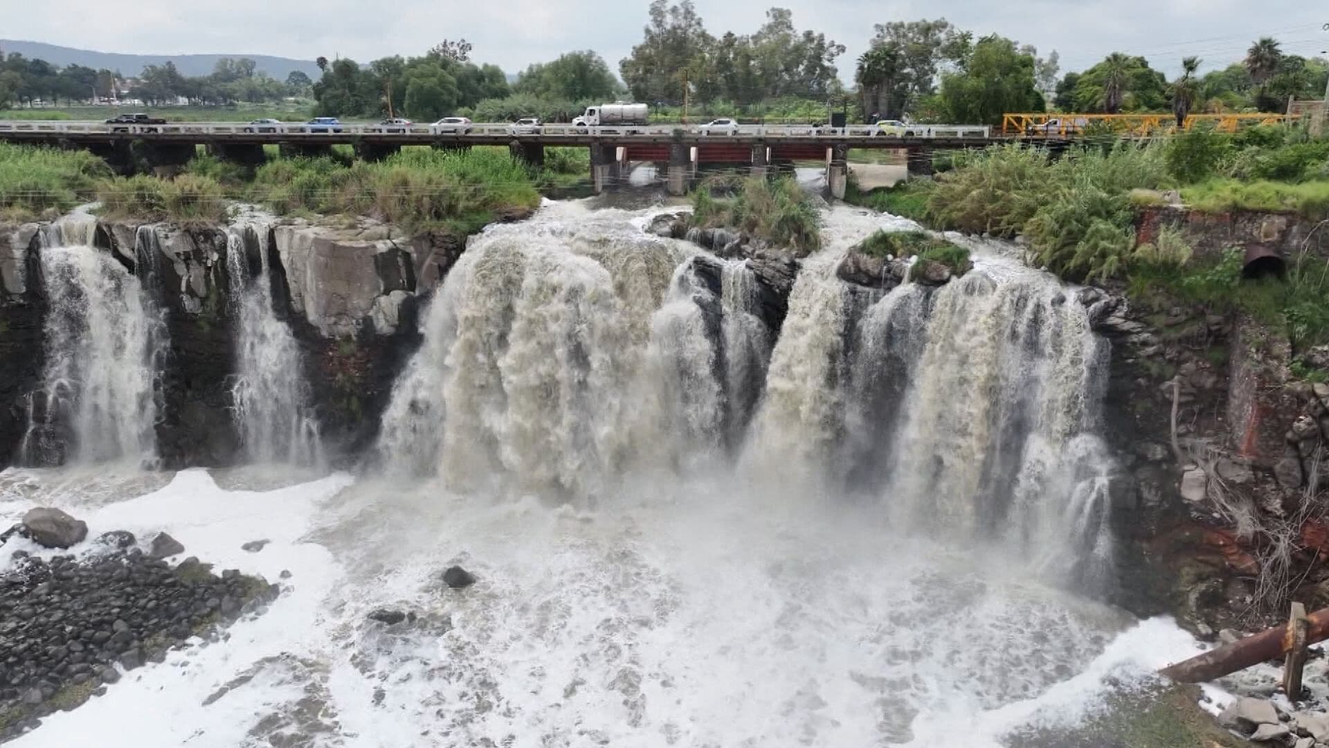 Denuncian Contaminación del Río Santiago por Aguas Residuales en El Salto