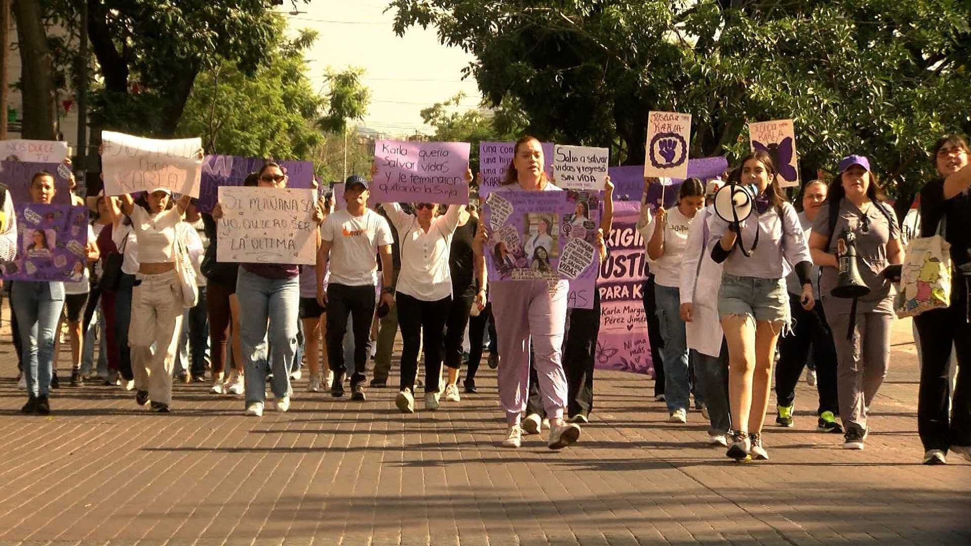 Estudiantes Exigen Justicia por el Feminicidio de Karla Margarita