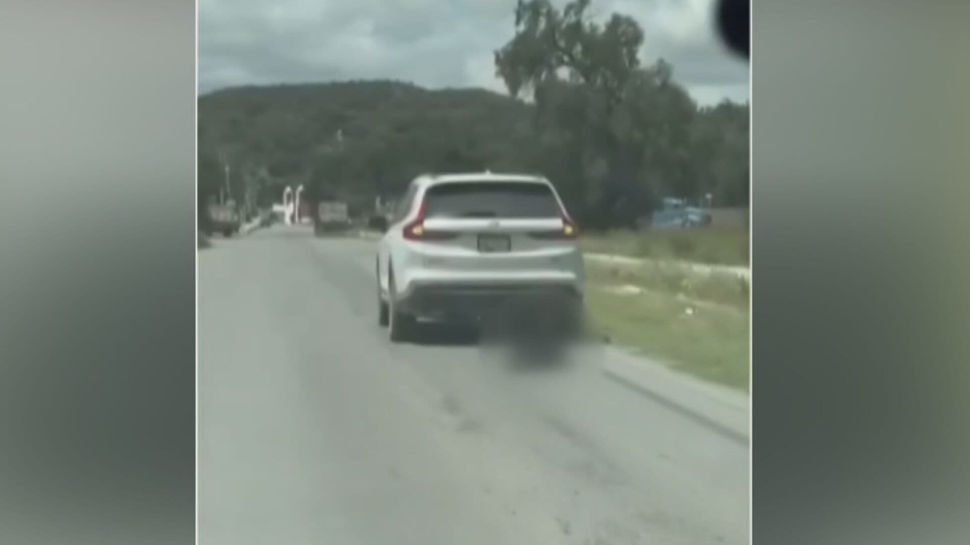 Video | Camioneta Arrastra a Perro en Zempoala, Hidalgo