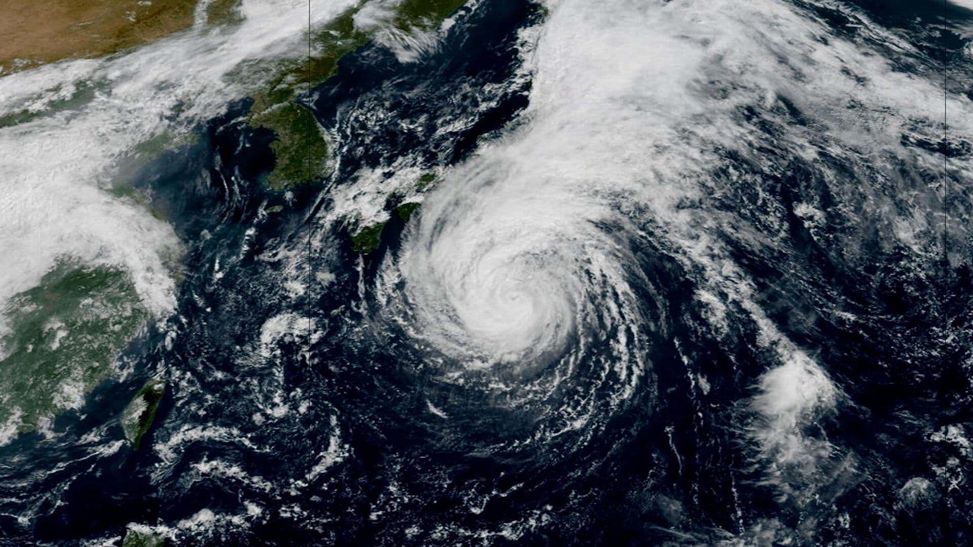 Japón, en Alerta Máxima por Tifón Dujuan