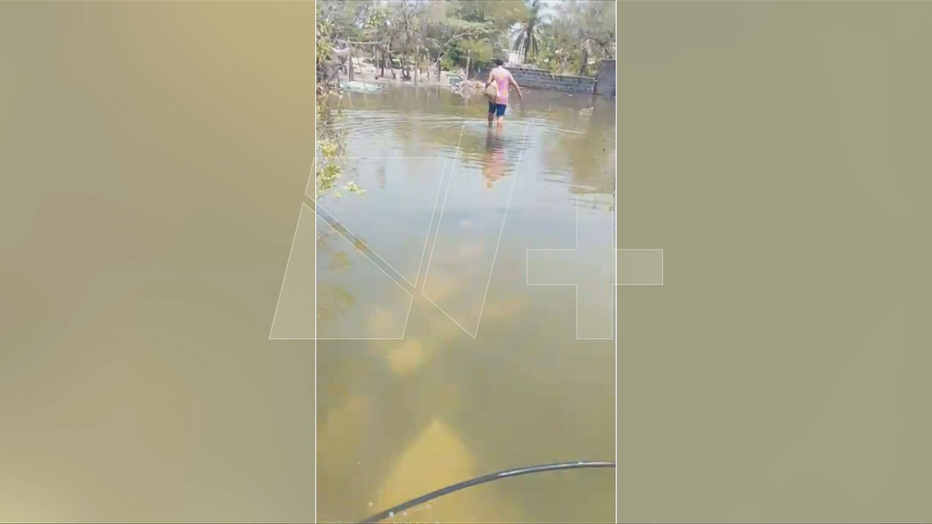 Comunidad Pasa más de Dos Meses Bajo el Agua por Mar de Fondo, Oaxaca