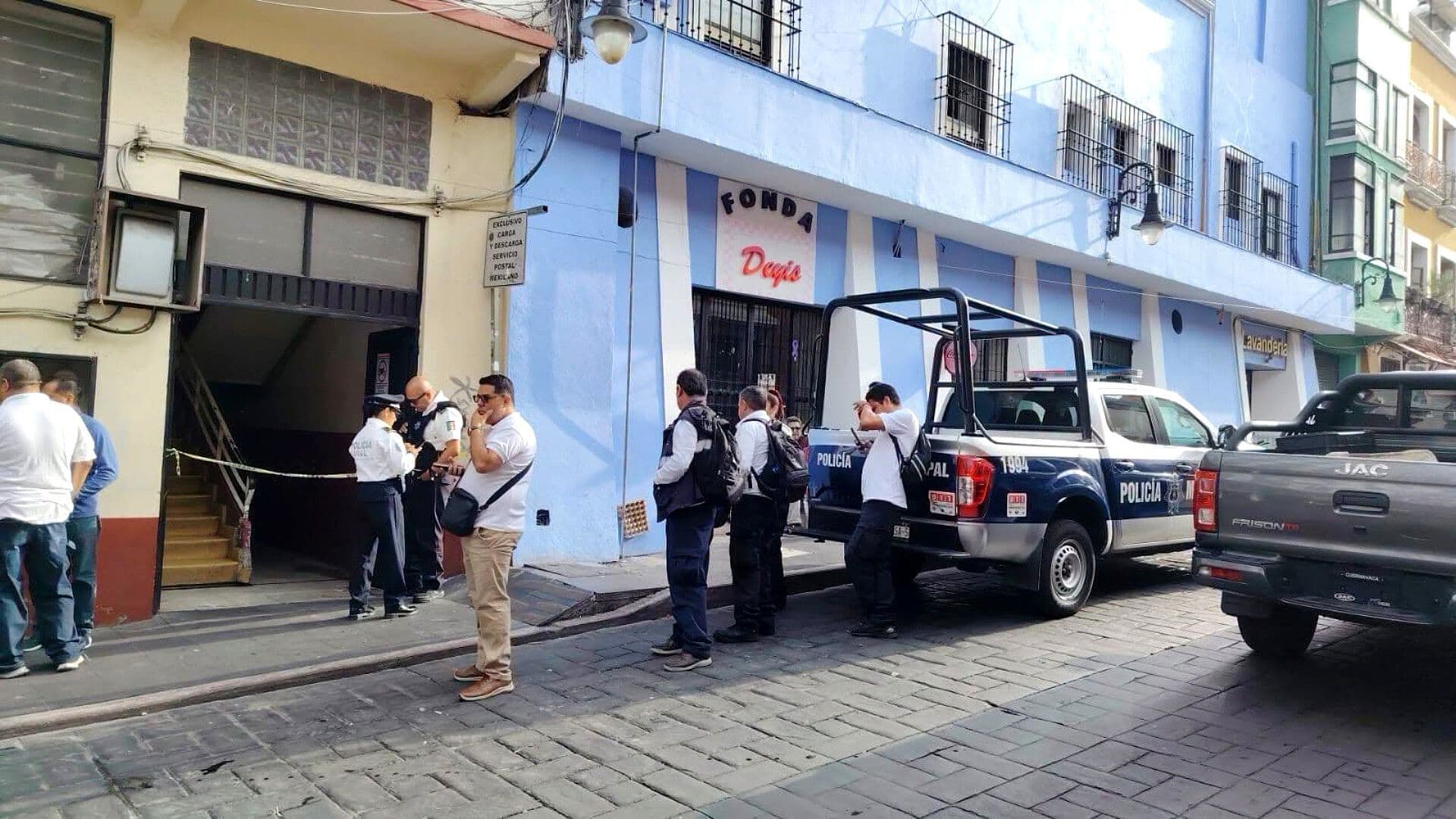 Hallan Hombre Muerto en Oficinas de Correos en Cuernavaca