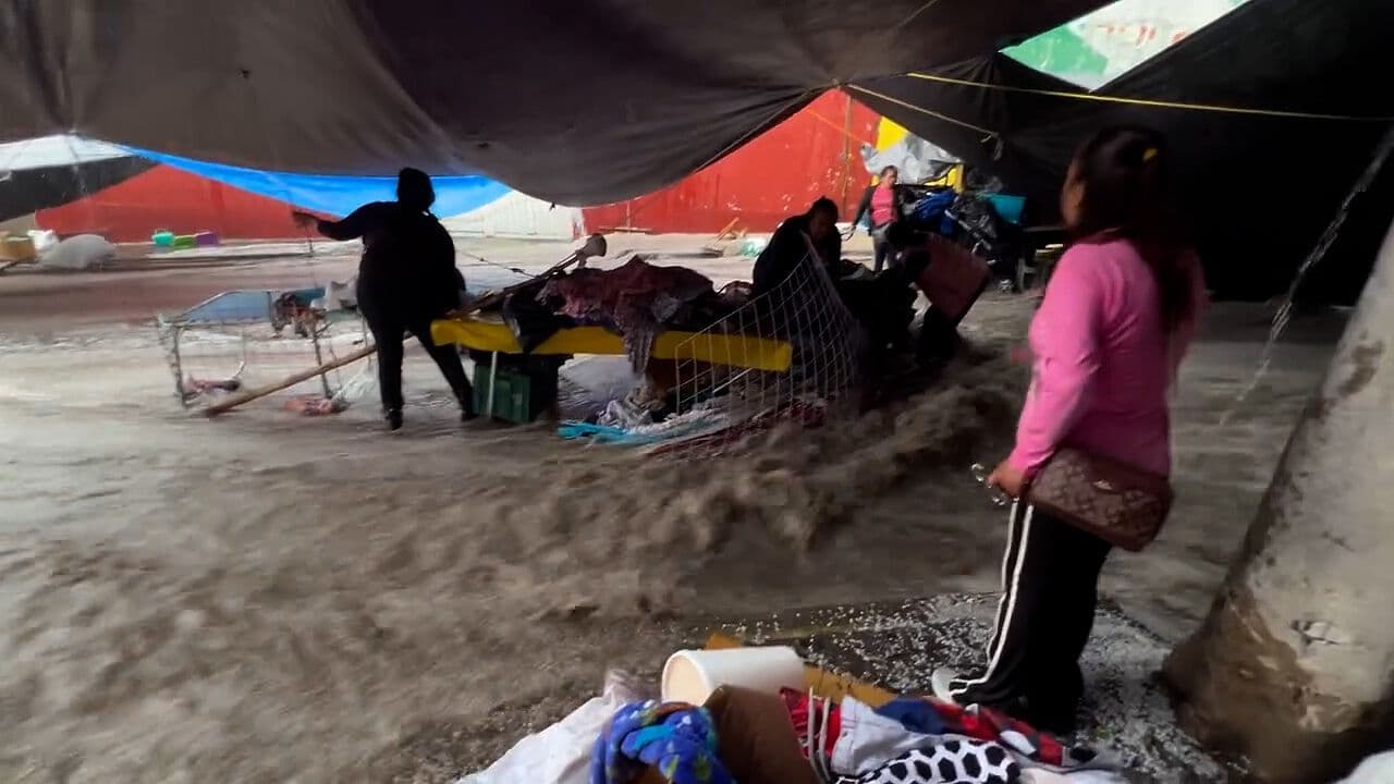 Puestos Semifijos, Afectados por Tromba en Puebla