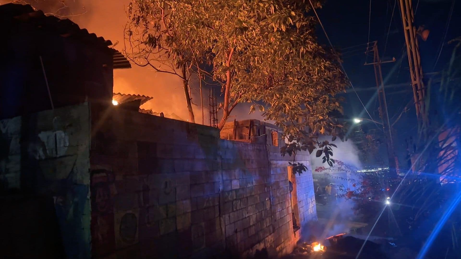 Incendio de Casa Deja Tres Heridos en Guadalupe, Nuevo León