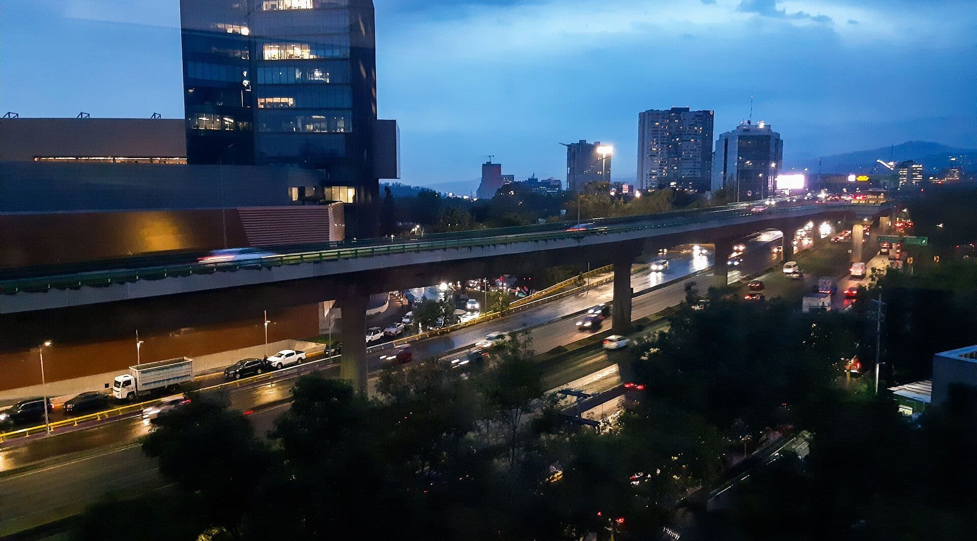 Clima de CDMX Hoy 22 de Septiembre: Cielo Nublado y Pronóstico de Chubascos