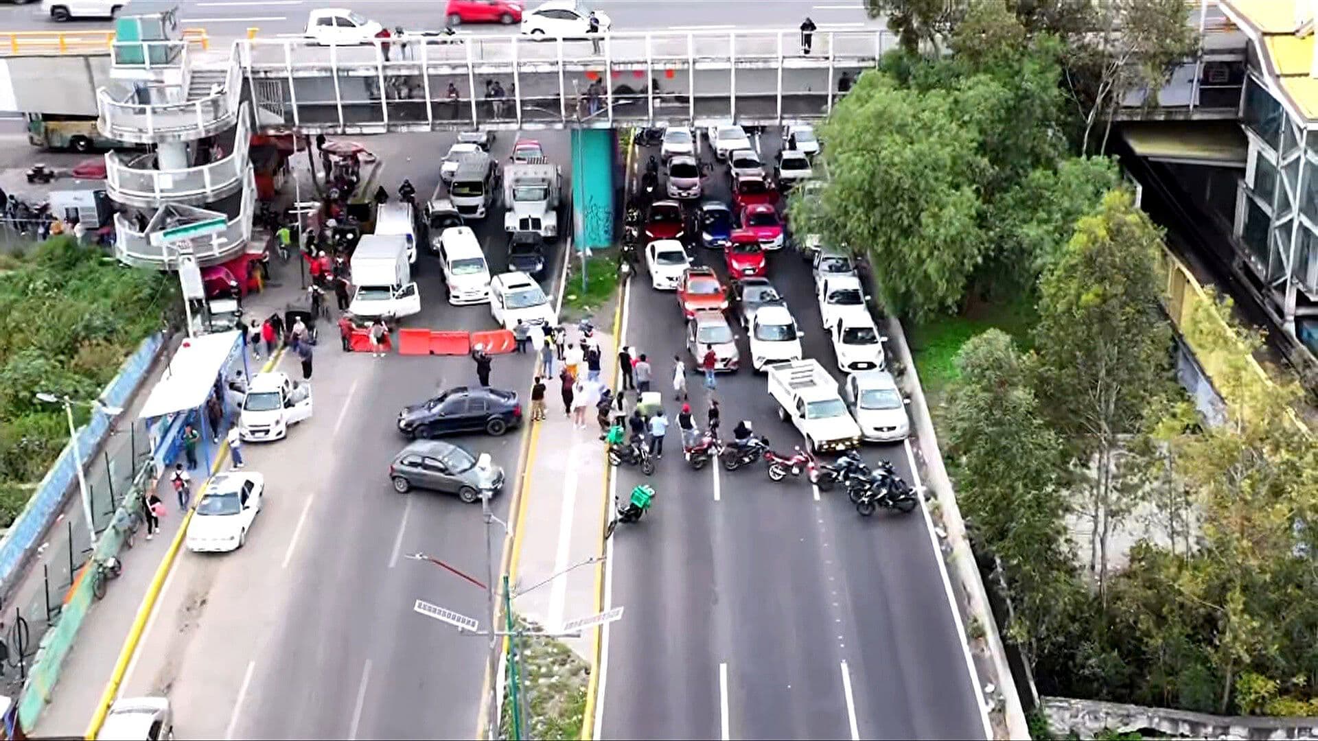 Así se Ve Desde el Aire Bloqueo en Ecatepec por Joven Desaparecida