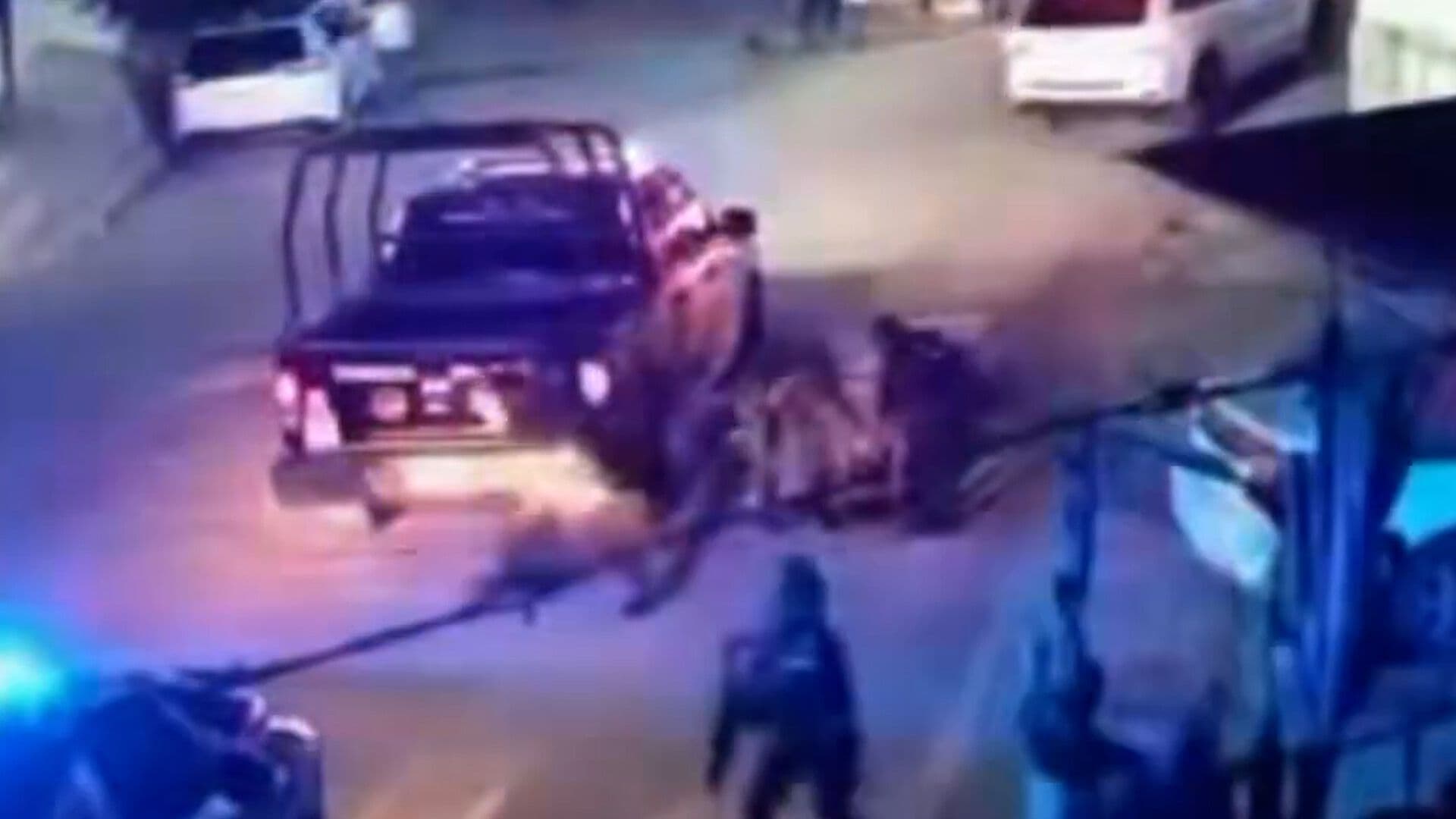 Detienen a Hombre en Medio de Detonaciones