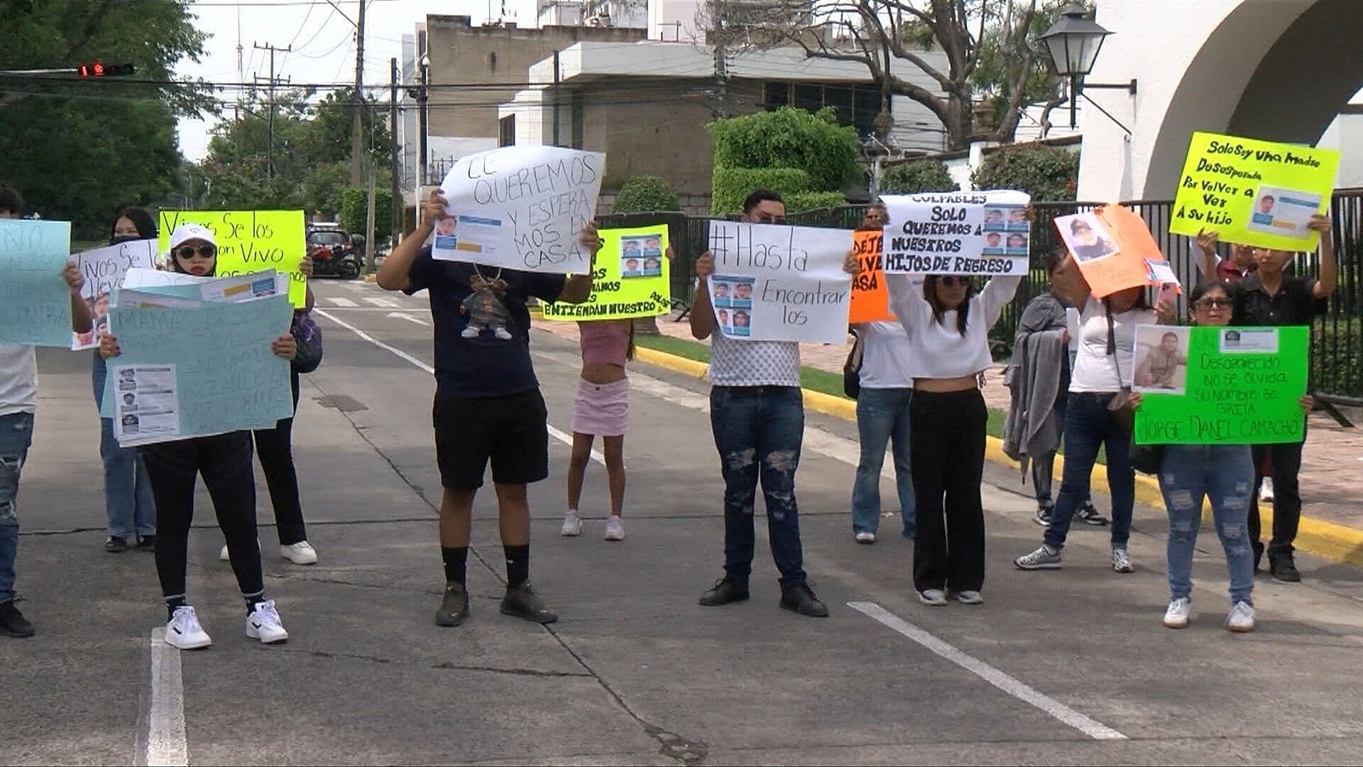 Sigue Búsqueda de 4 Jóvenes Sustraídos de Vivienda en Zapopan, Jalisco