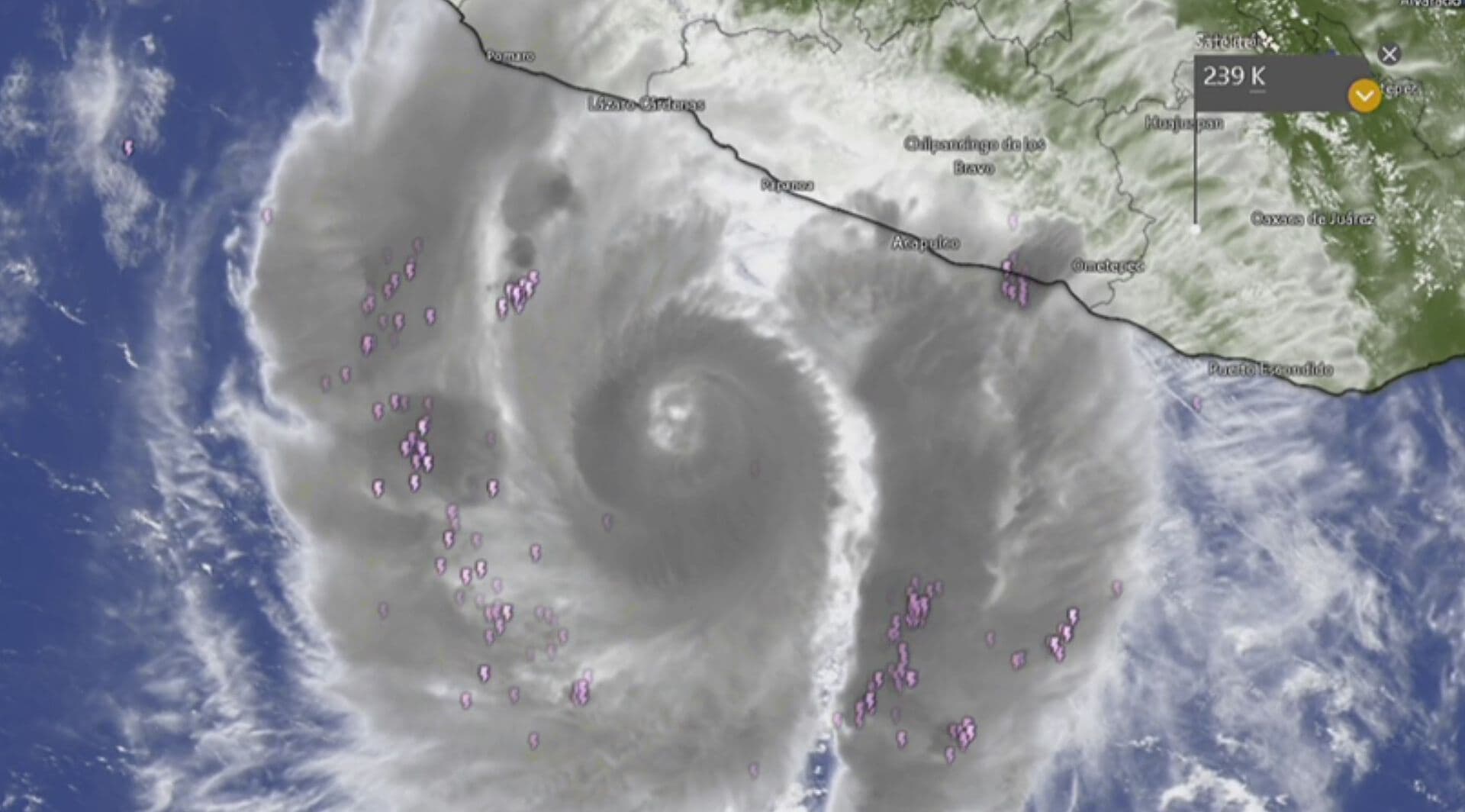 Así se Ve el Ojo del Huracán Polo Categoría 4 Desde una Imagen Satelital