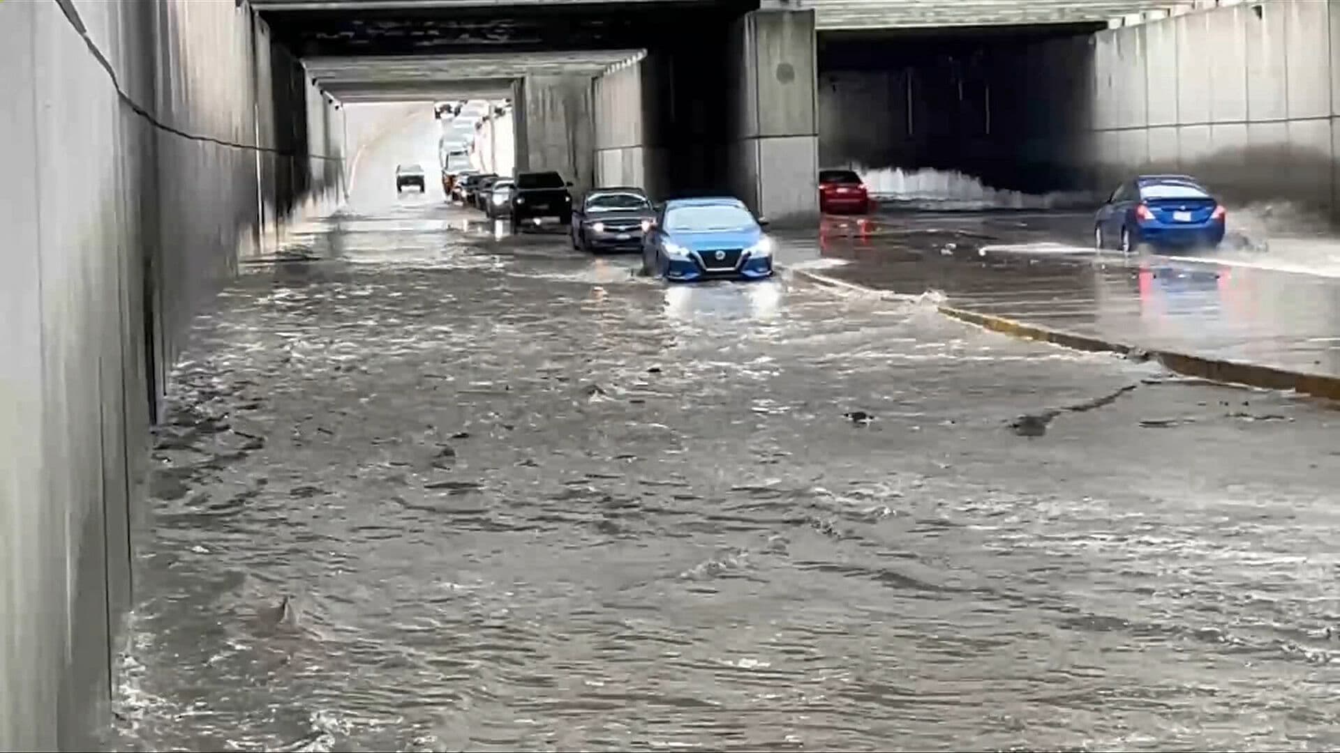 Frente Frío Provoca Lluvias Fuertes en Ciudad Juárez, Chihuahua