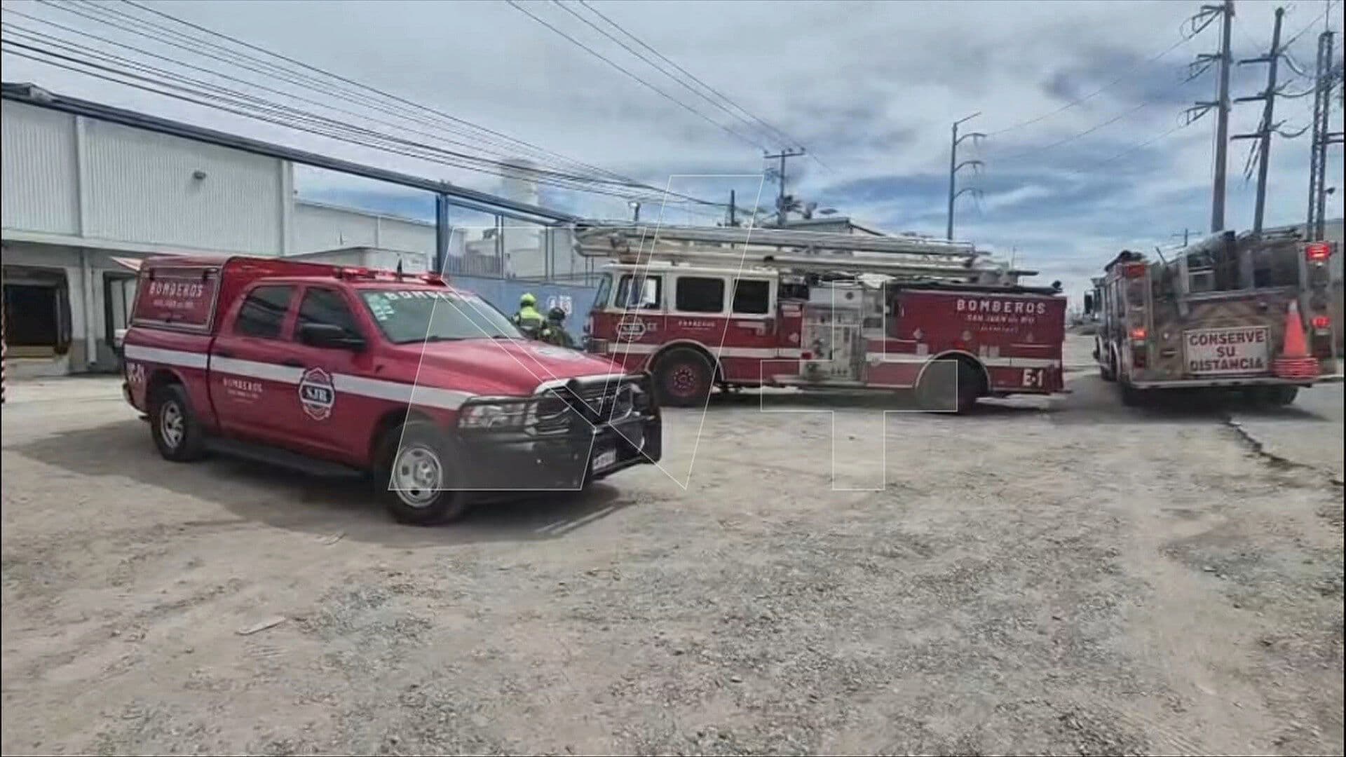 Desalojan a Más de 630 Personas por Conato de Incendio en San Juan del Río
