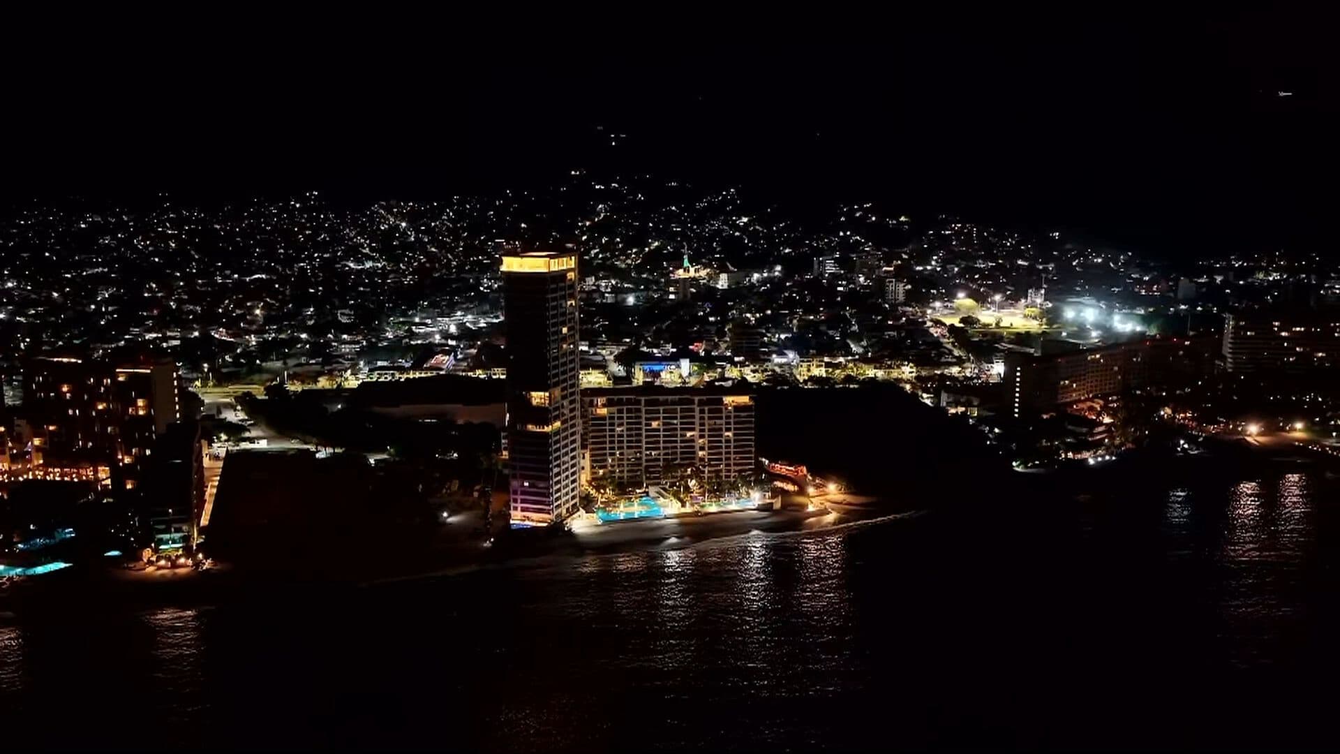 Puerto Vallarta Vive Horas de Tranquilidad A Pesar de Polo