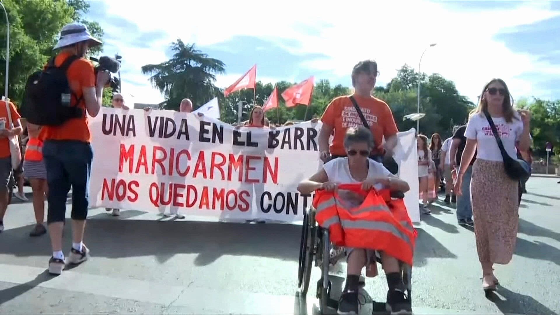 'Es una Injusticia': Desalojo de Adulta Mayor Genera Indignación en Madrid, España