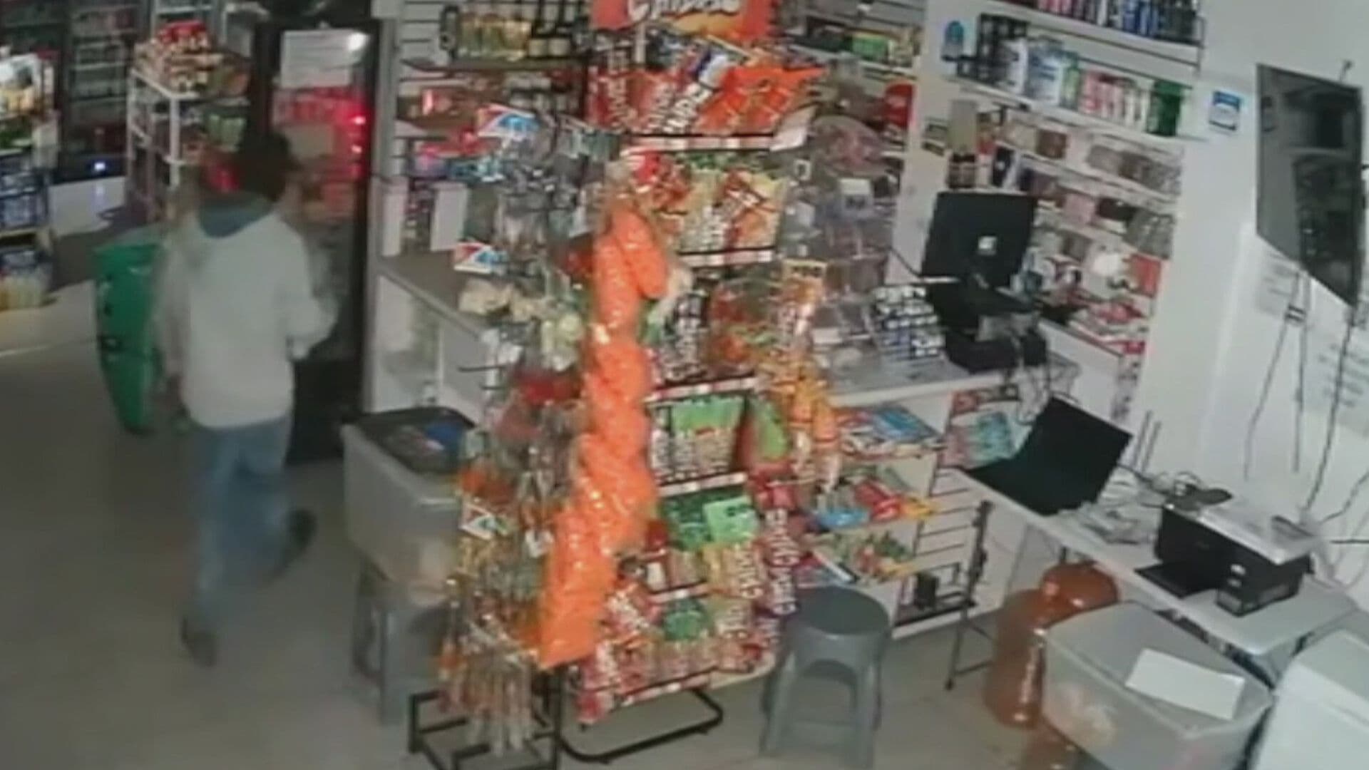 Video | Captan Robo a Negocio en San Juan Atenco, Puebla