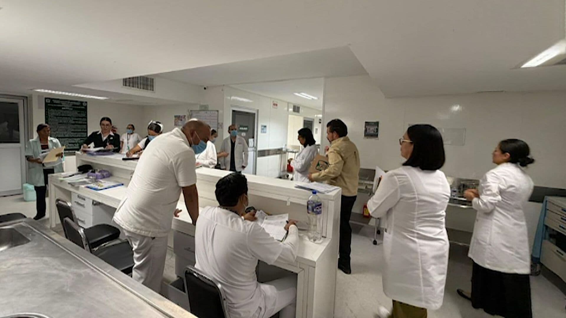 Director del IMSS Se Disculpa con Padres de Recién Nacidos Muertos en Durango
