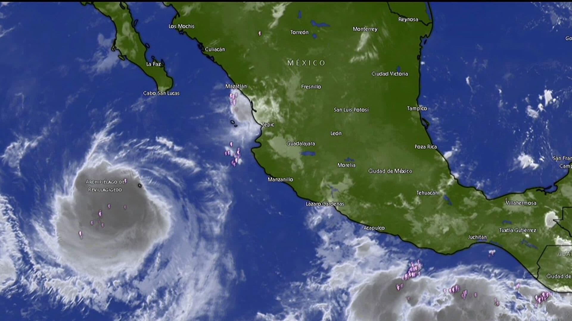 Huracán Polo se Degrada a Categoría 4 y Mantiene en Alerta a Baja California Sur