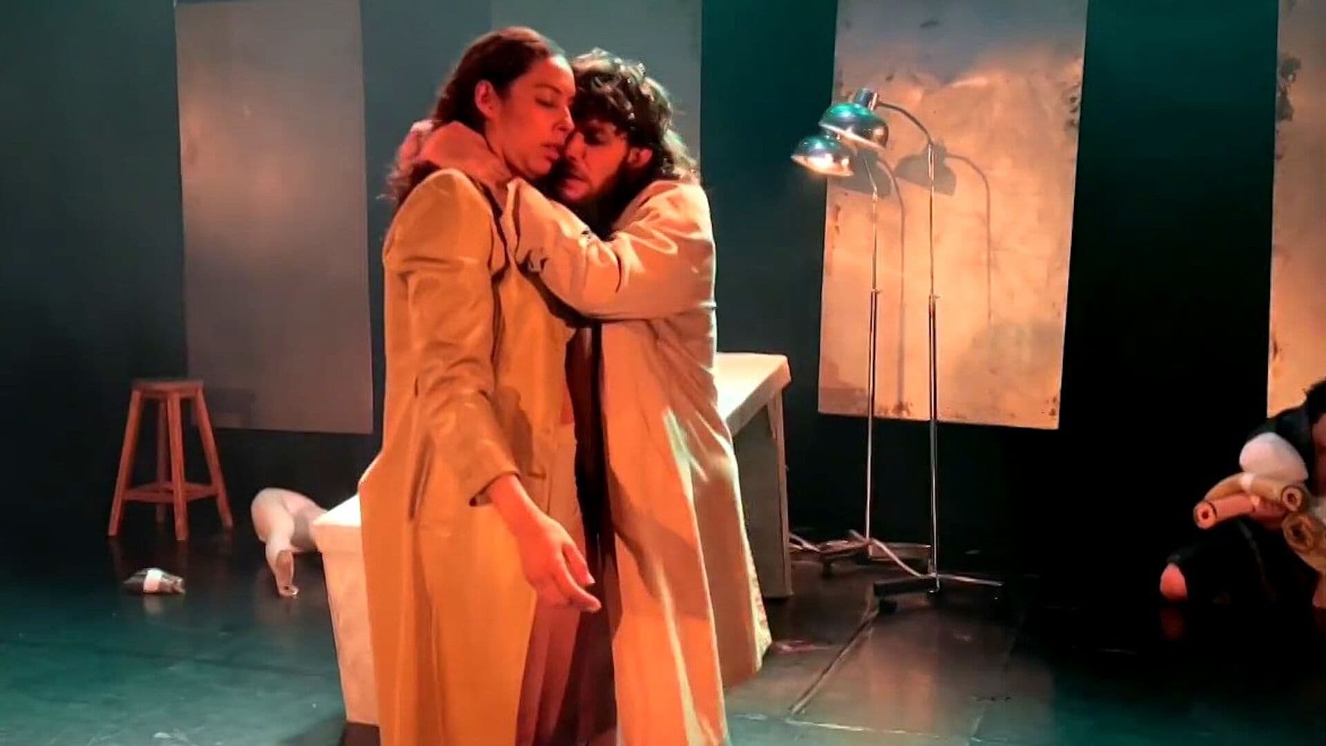 Frankenstein Cobra Vida a Través de la Danza Contemporánea
