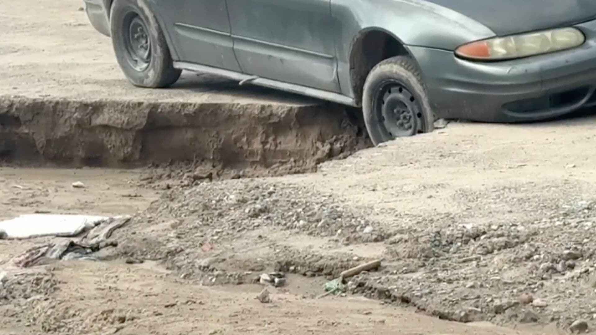 Lluvias Dejan Más de 700 Casas Dañadas en Ciudad Juárez; Hay Alerta por Colapsos