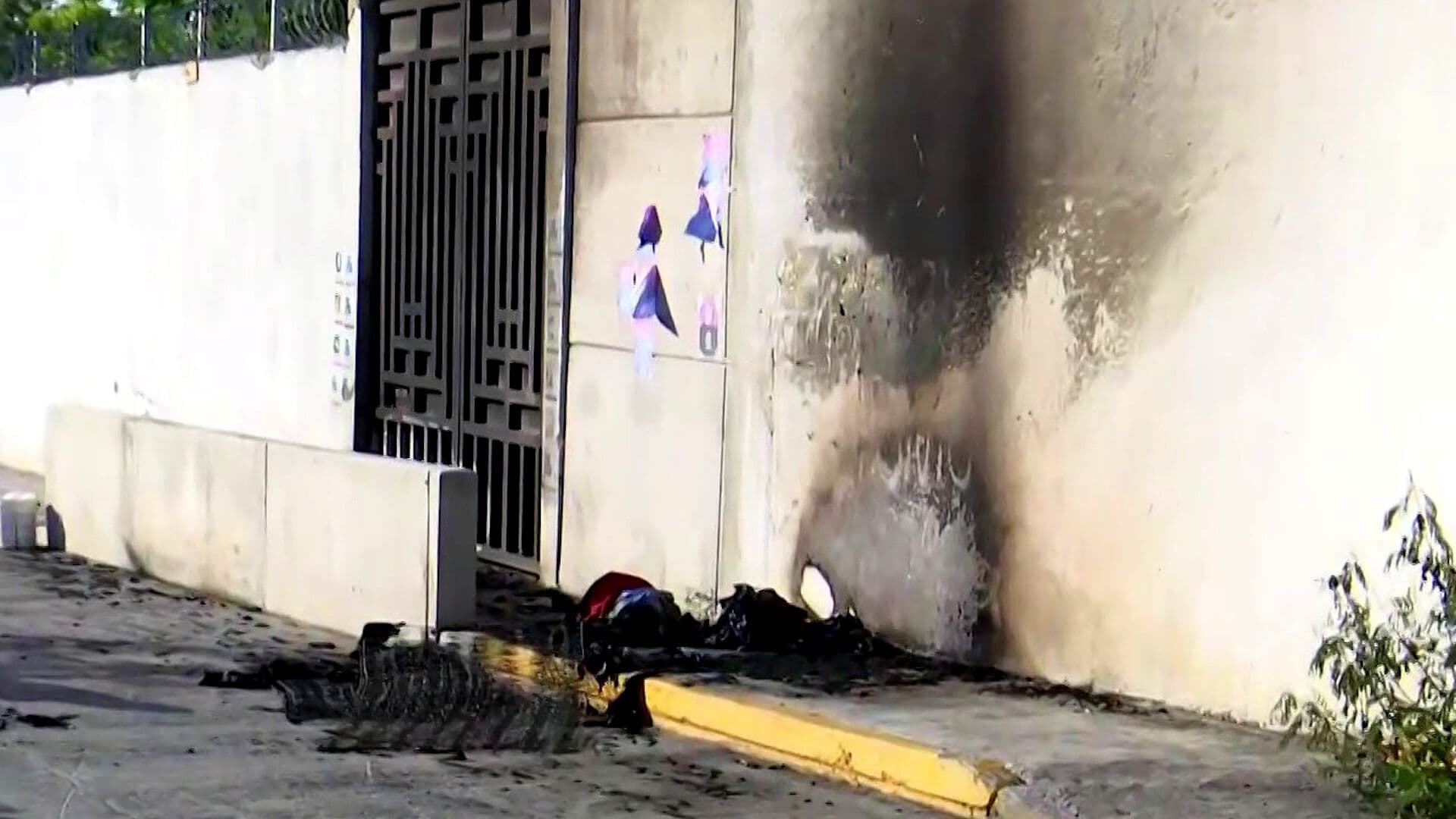 Estudiantes y Padres de los 43 Normalistas de Ayotzinapa Protestaron en Iguala, Guerrero