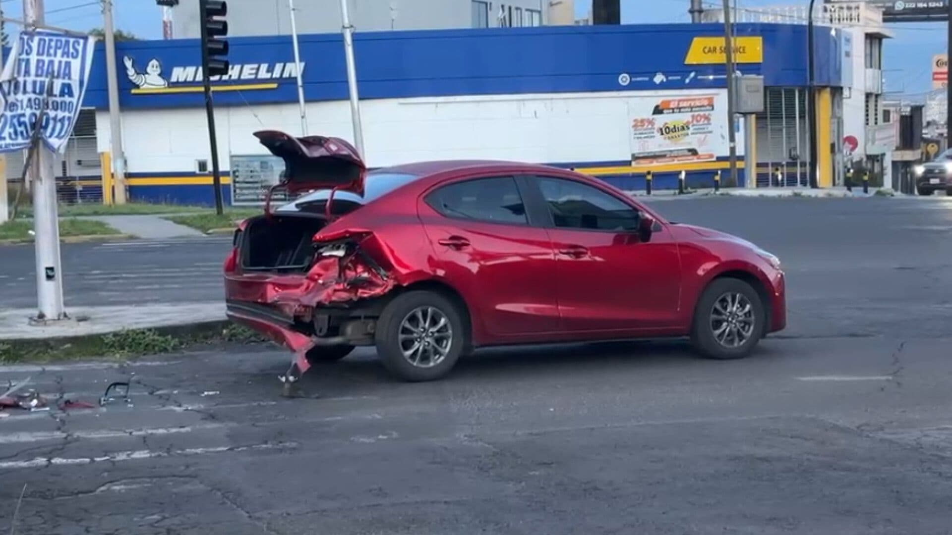 Accidente Choque por Alcance Teziutlán Norte Sur Colonia La Paz Puebla