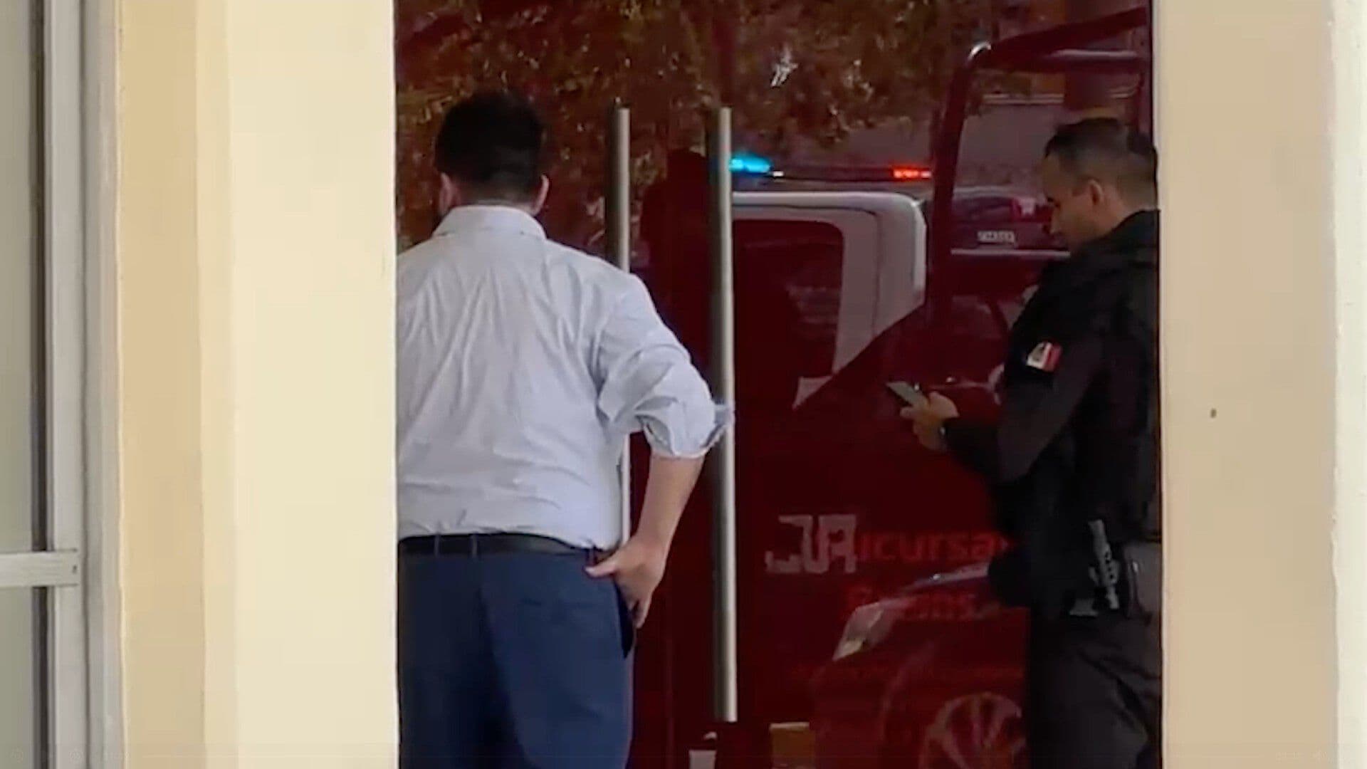 Asaltan a Cliente Bancario y le Robar 700 Mil Pesos en Sucursal de Monterrey
