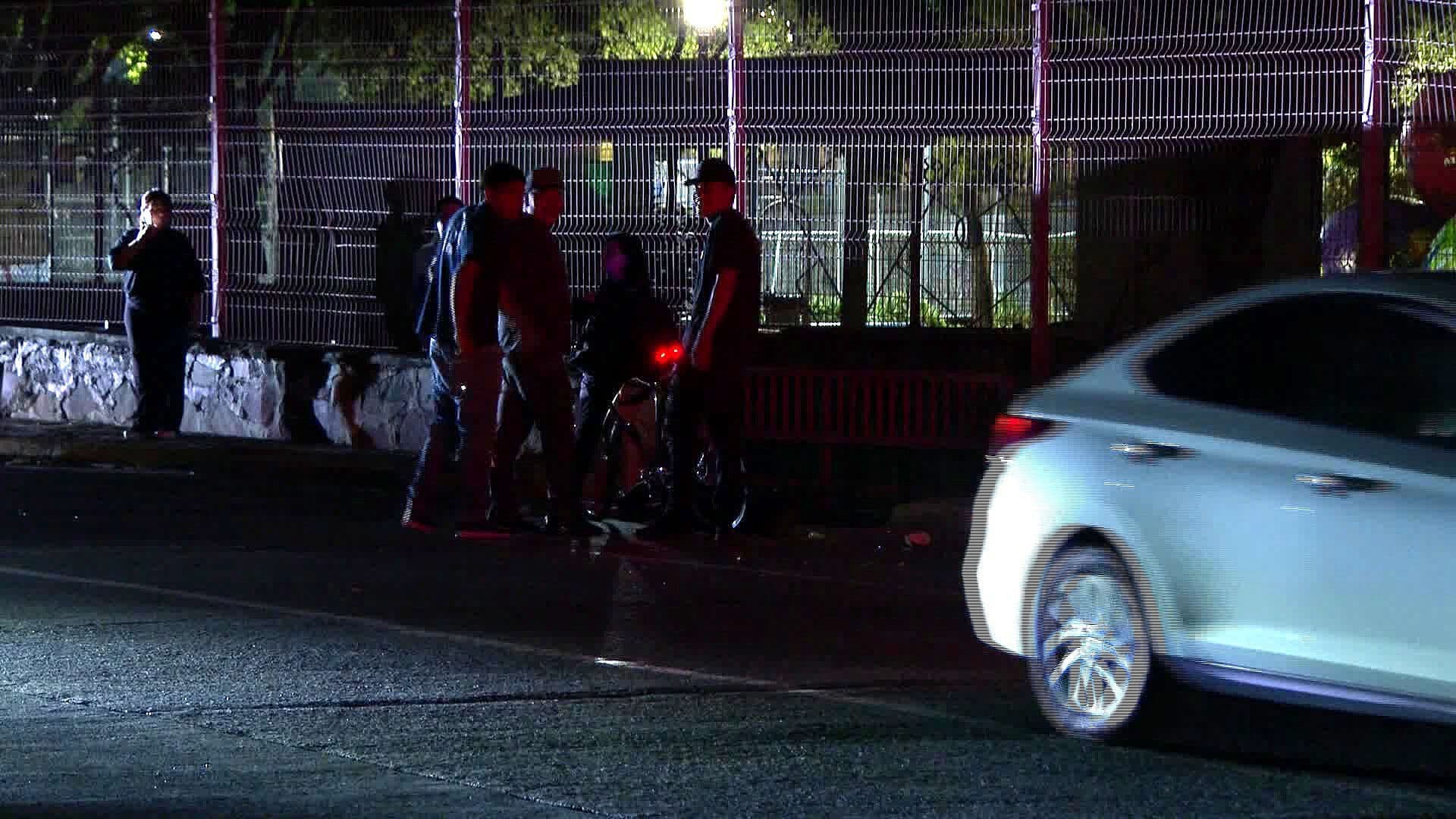 Motociclista Queda Grave Tras Chocar Contra Camioneta en Periférico de Zapopan