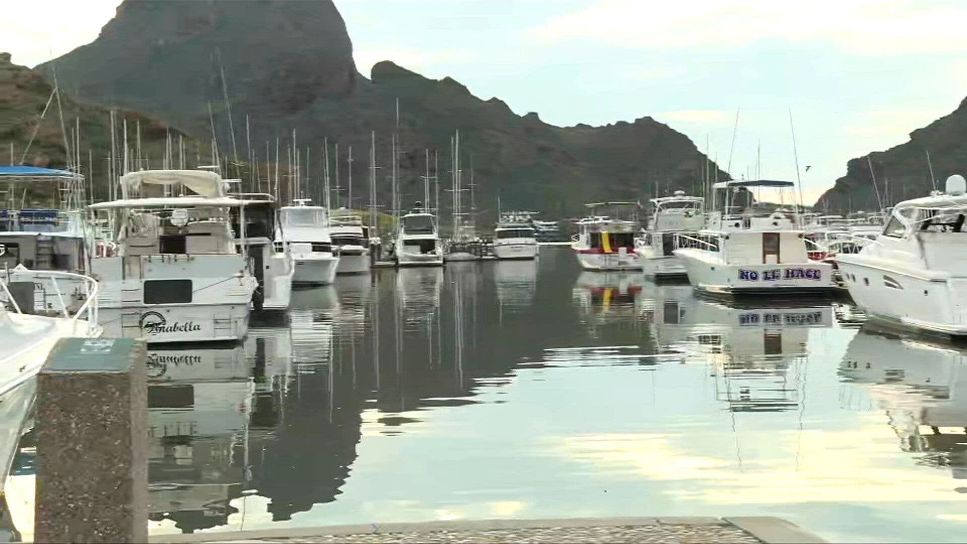 Guaymas en Calma y Sin Turistas Previo al Arribo del Huracán Polo